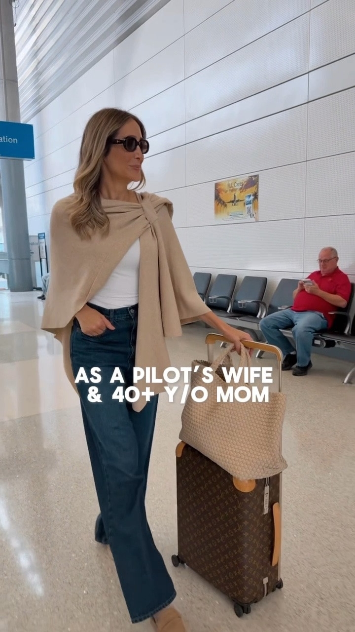 As a pilot’s wife and 40+ y/o mom
Here are some comfortable and stylish travel outfits that I highly recommend 
Airport outfits

#LTKU #LTKTravel #LTKOver40