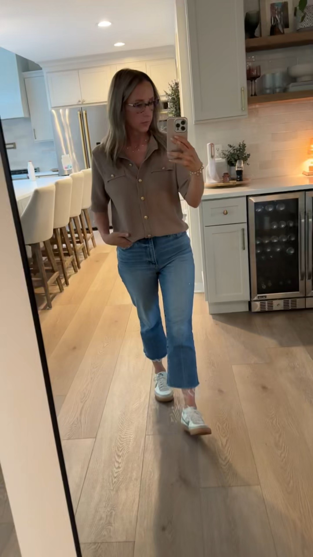 I found the cutest top for spring and summer on Amazon! Fits TTS, I’m wearing a size small 🤍

Spring Outfit | OOTD | Amazon Fashion 

Come Stay Awhile, Amanda Vernaci

#LTKFindsUnder50 #LTKPetite
