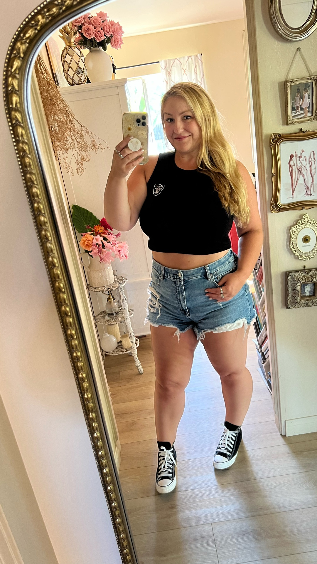 Go Sports! 
Size L tank
Size 14 shorts 
Best racer back bra ever!! 

#LTKSeasonal #LTKMidsize #LTKStyleTip