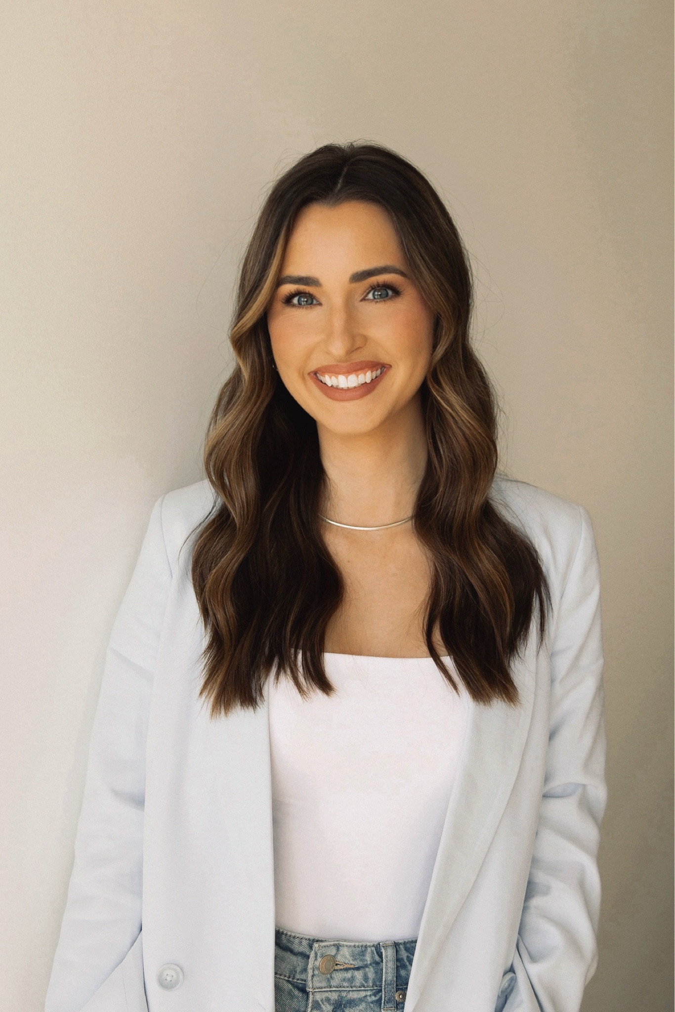 Professional headshot outfit 🩵 Blazer and jeans from H&M, square neck bodysuit from Abercrombie! 

#LTKstyletip #LTKfindsunder100 #LTKworkwear