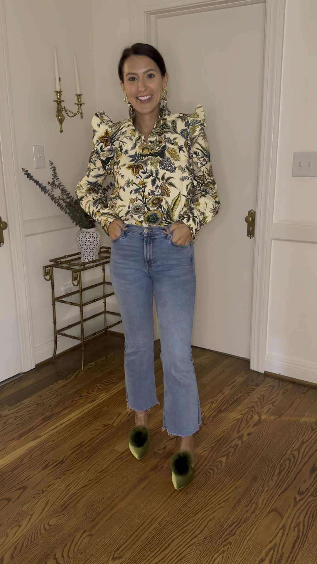 Tuckernuck top
Fall patterned top
Fall top with ruffle sleeves
Pompom flats
Flats with pompom
Cropped flare jeans 
Jeans under $50

#LTKhome #LTKfindsunder50 #LTKshoecrush