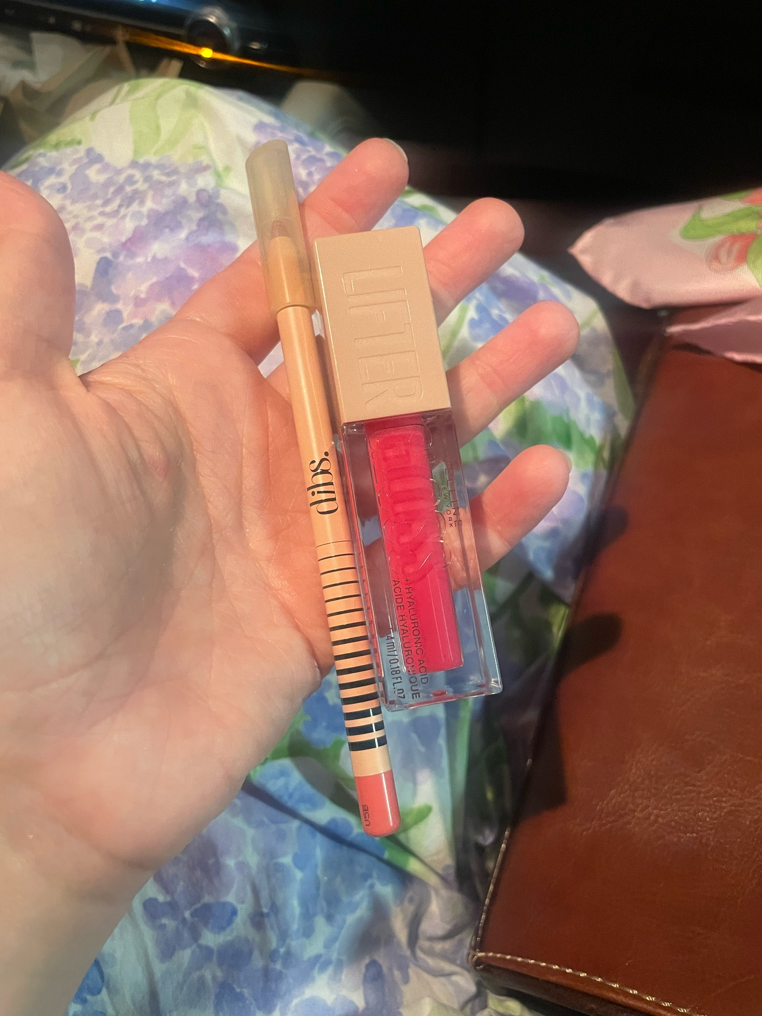 Wore this lip combo to church today and it’s *chefs kiss* 

#LTKFindsUnder50 #LTKBeauty #LTKStyleTip