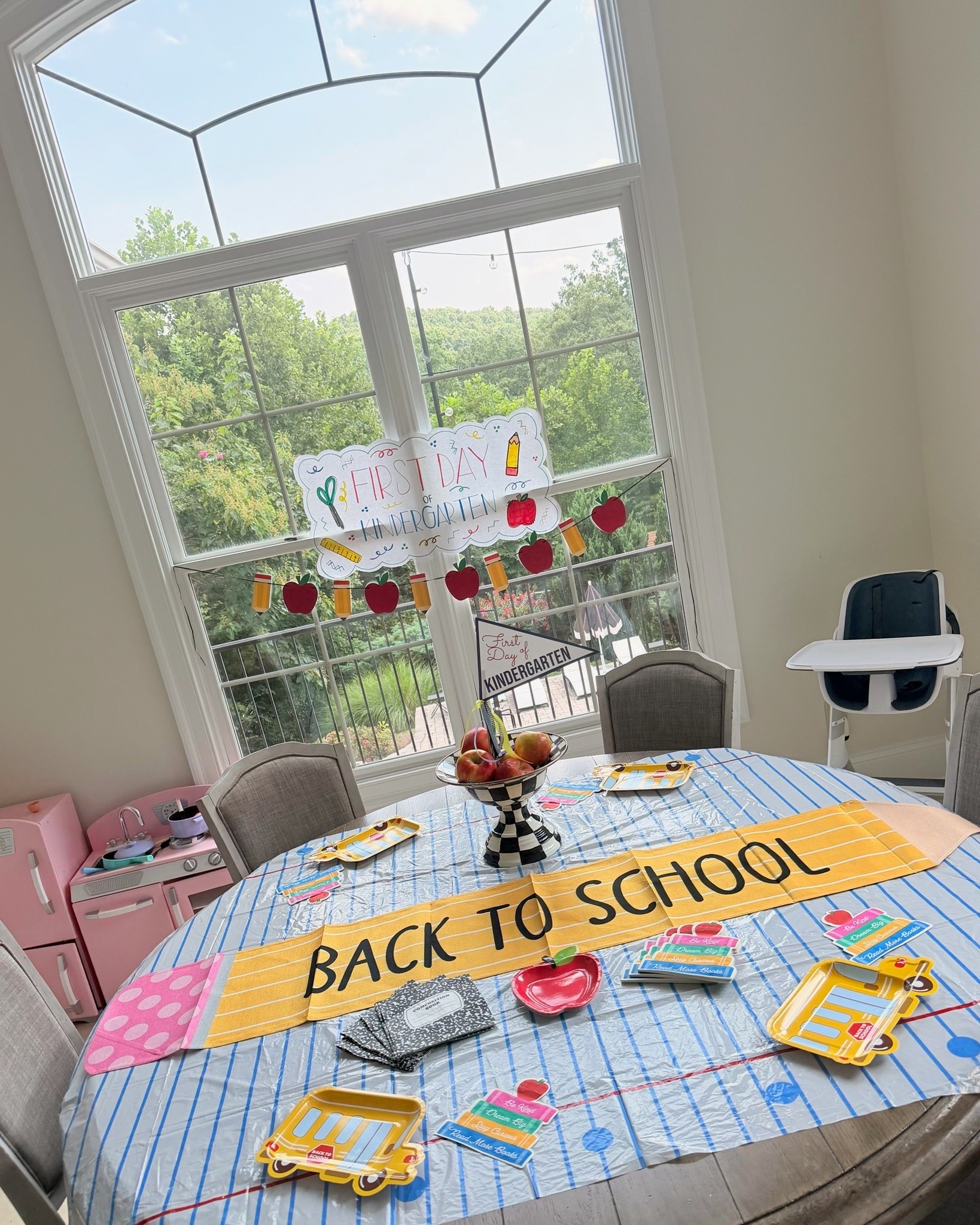 Back to School Dinner Decor 🍎✏️🚌

#LTKdayinmylife #LTKmomlife #LTKKids