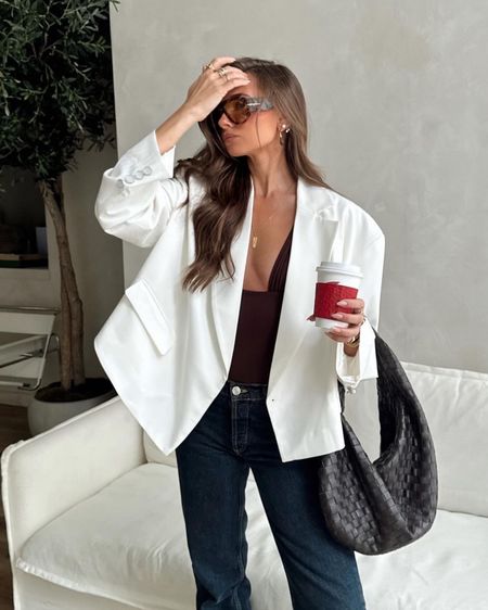 This blazer is so chic