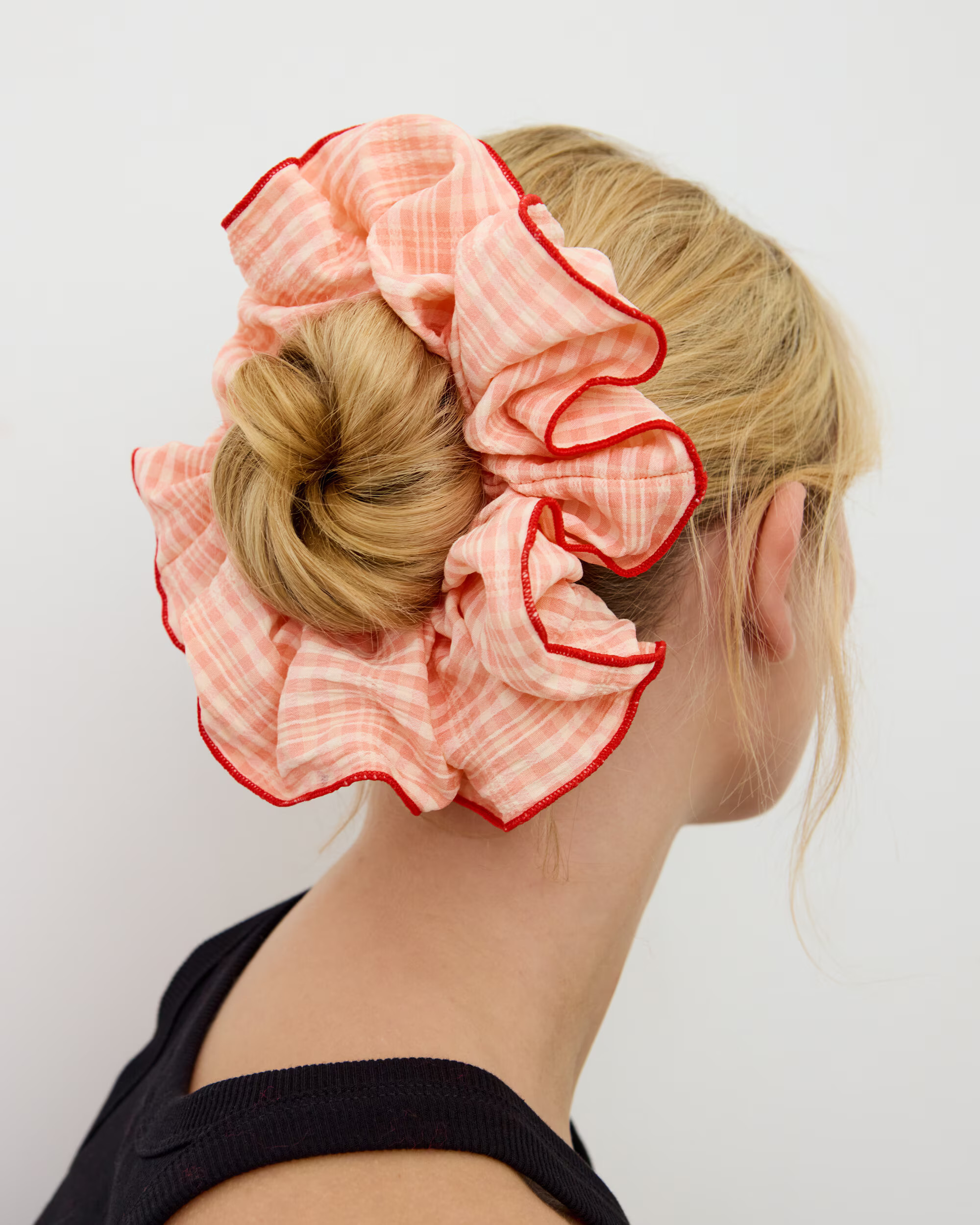 Marley Pink Checked Large Scrunchie | Oliver Bonas | Oliver Bonas (Global)