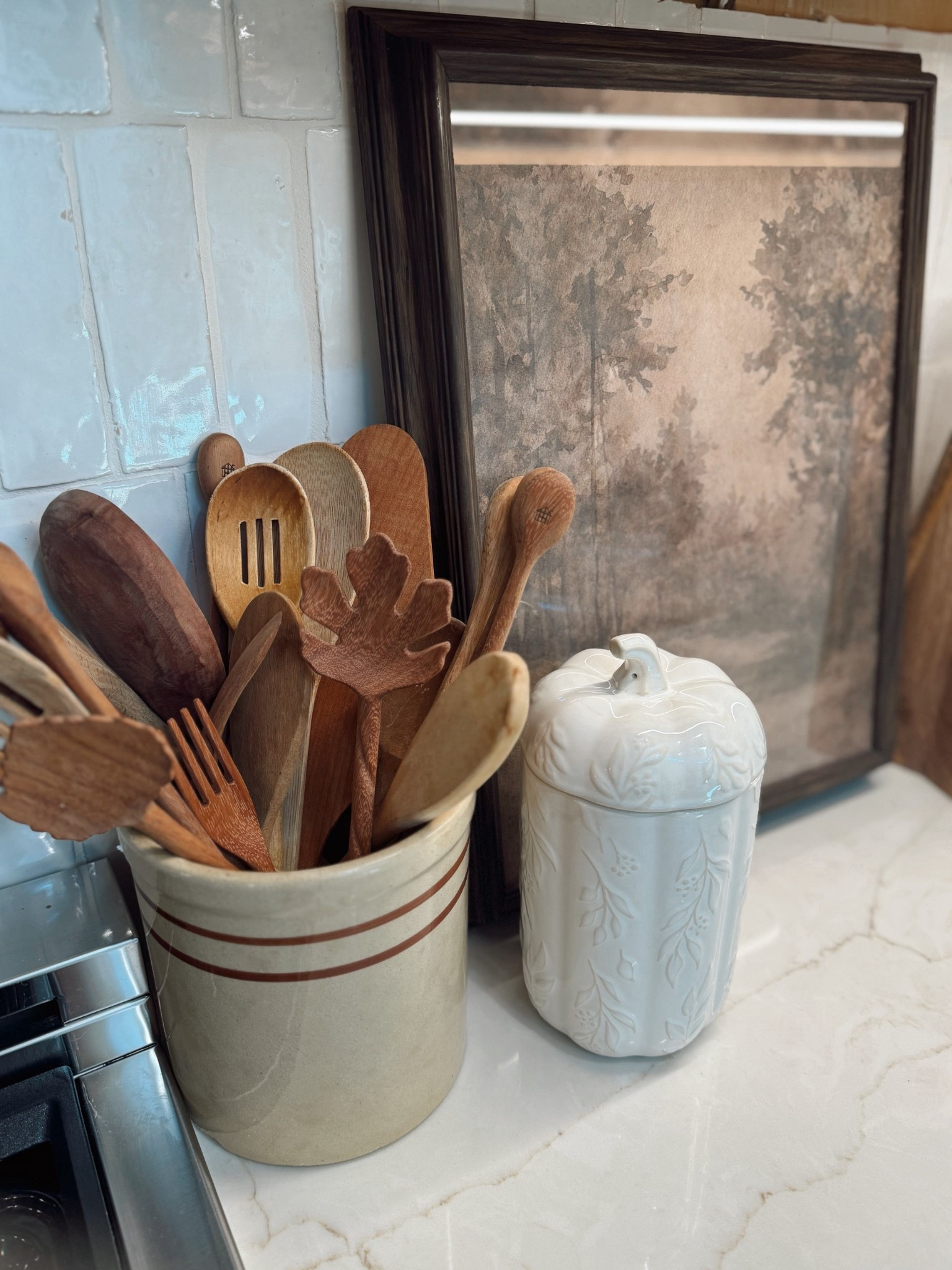 Cozy lil warm kitchen spaces >>>> 😌

Croc is an antique shop find & the pumpkin jar is Home Goods! Linked similar🤎 so many ways to restyle this look! 

Fall decor / home / cozy / kitchen counter decor / Walmart home / seasonal decor / Holley Gabrielle 

#LTKSeasonal #LTKFindsUnder50 #LTKHome