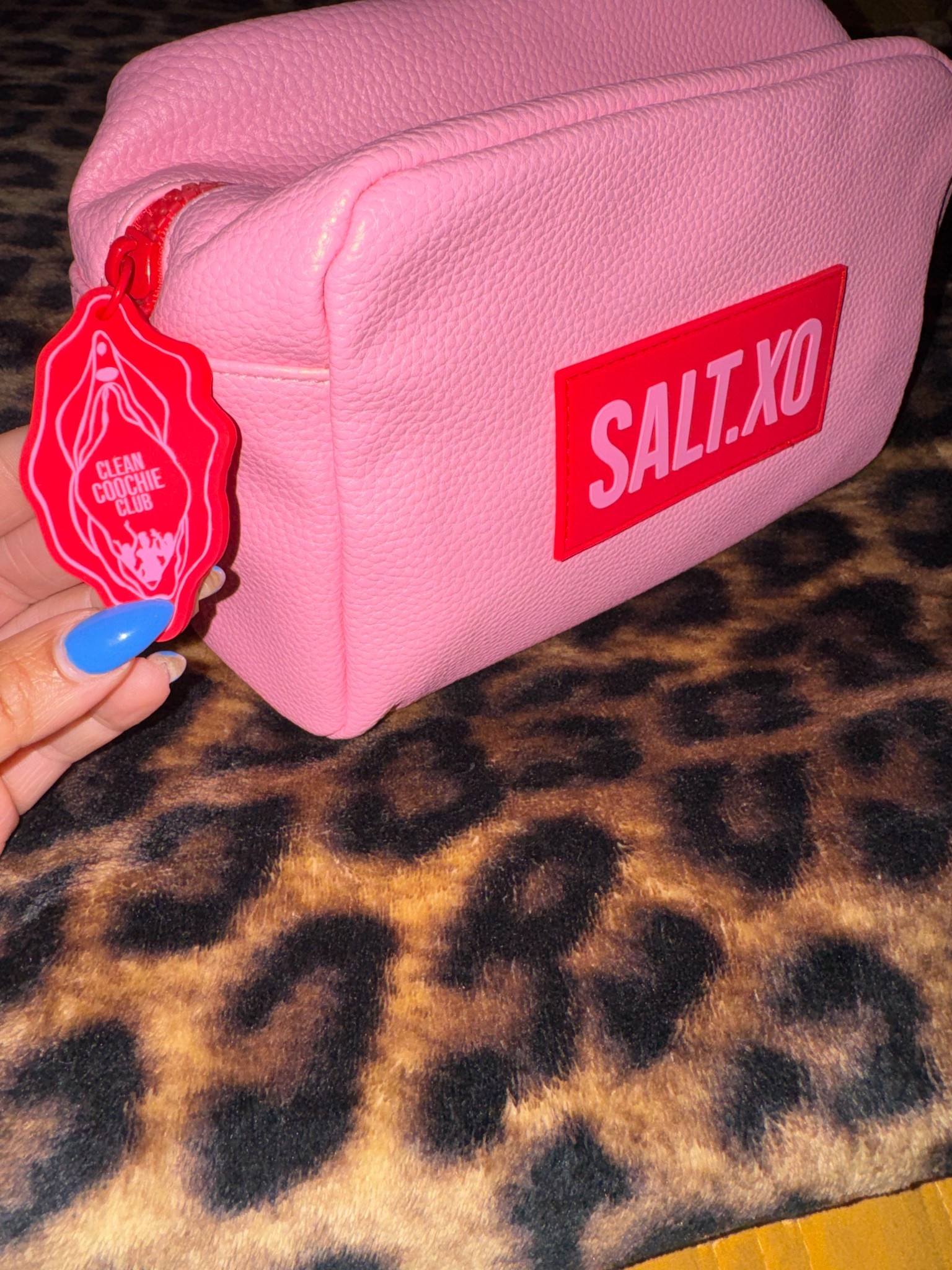 I got my travel shower essentials and bag from SaltXo today! Ladies, If You Know, You Know! 😉 