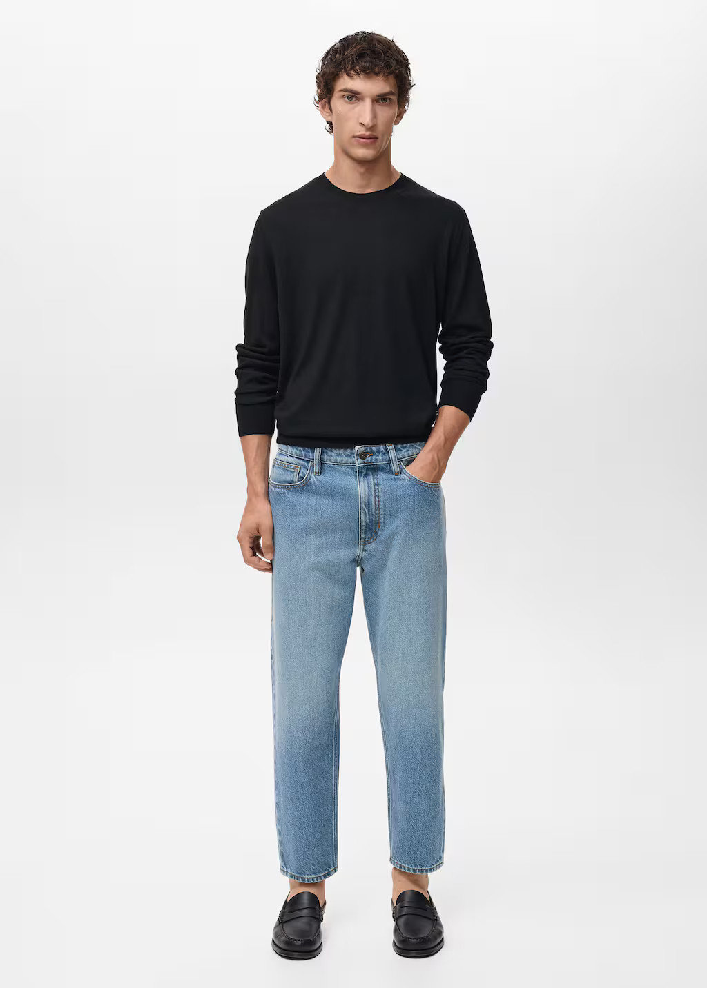 Cropped carrot-fit jeans medium blue - Men - 31 - MANGO MAN | Mango (US/MX/AU)