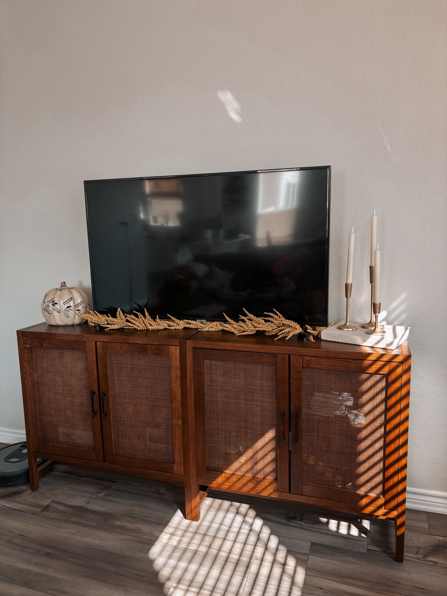 Fall has arrived in the Spitz house 🍂🍁🤠✨🫶🏼

#LTKSaleAlert #LTKHome #LTKStyleTip