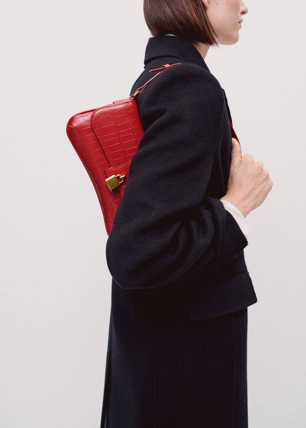 Coconut effect shoulder bag -  Women | Mango United Kingdom | MANGO (UK)