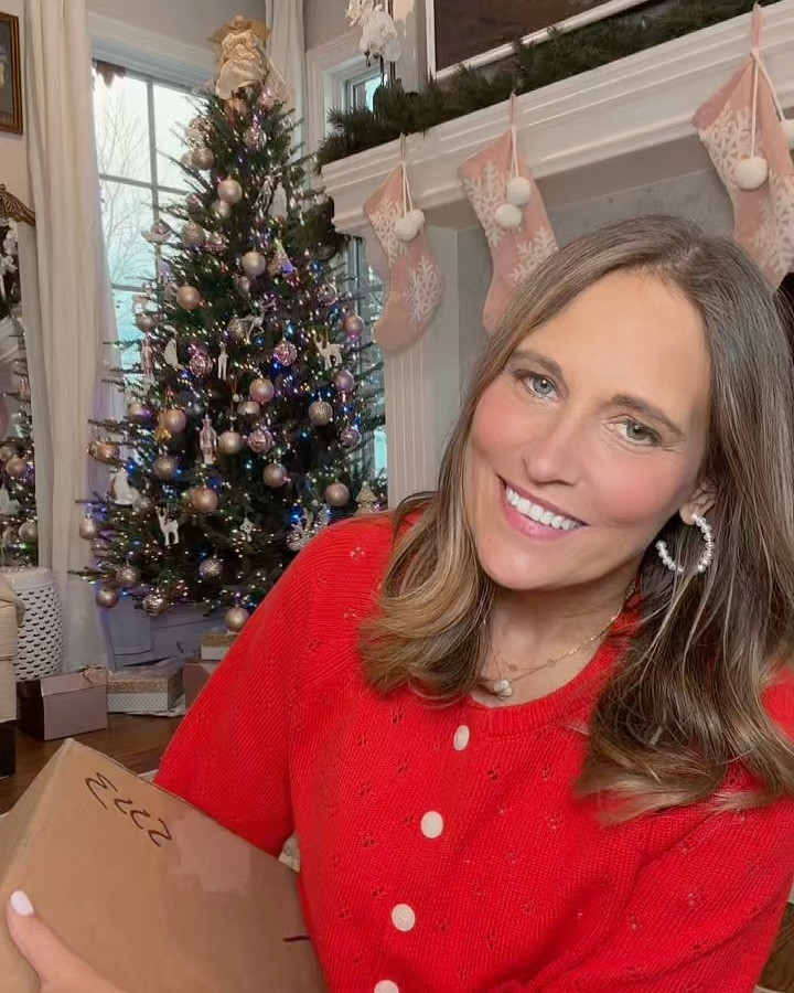 I think they got me. I love all of it. 

#LTKOver40 #LTKFindsUnder100