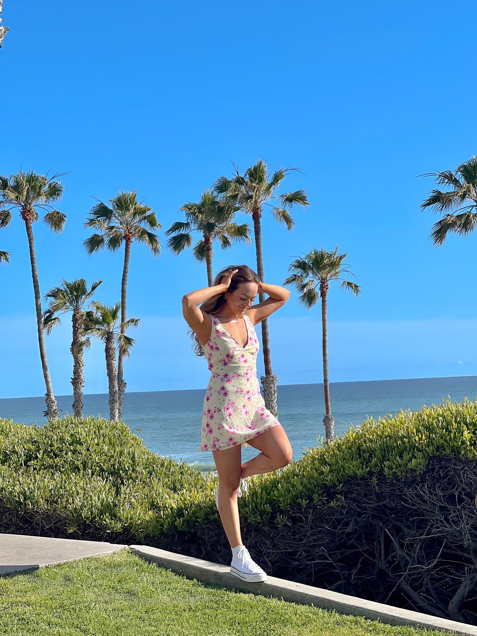 Super cute summer dress💕☀️
Dress Size - 2
Converse Size (sized down half a size) - 7

#LTKstyletip #LTKSeasonal #LTKunder50