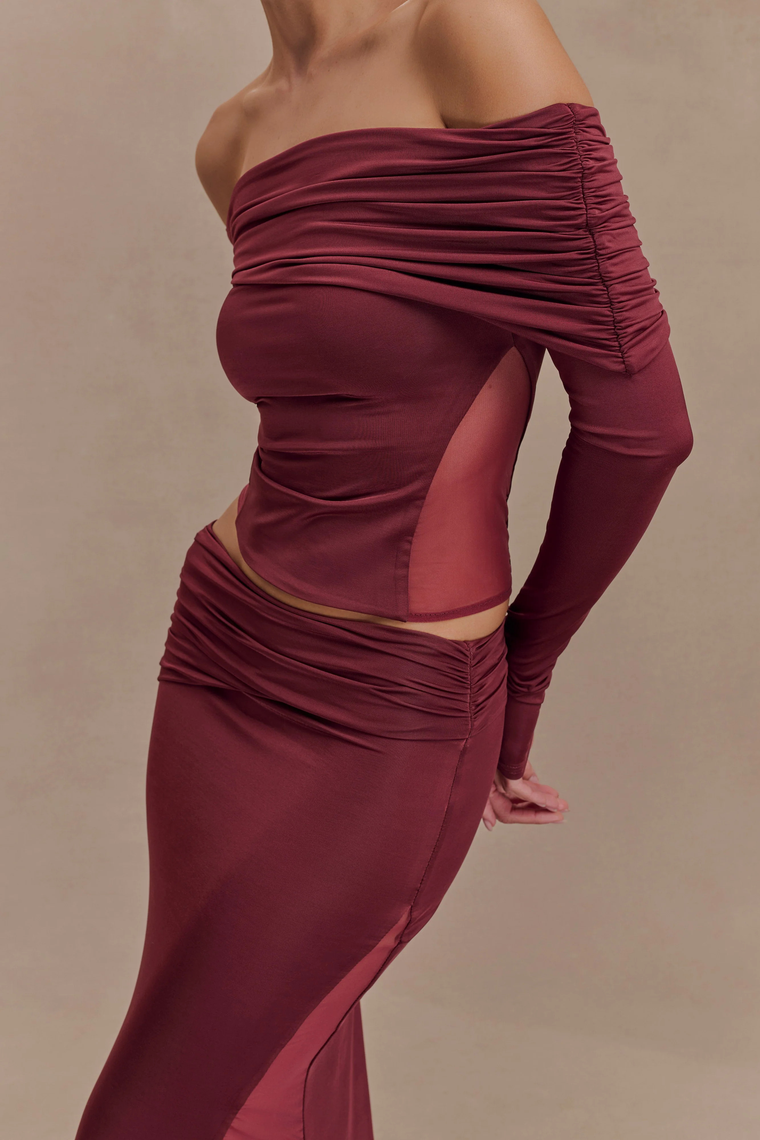 Judy Slinky And Mesh Off Shoulder Top - Wine | MESHKI US
