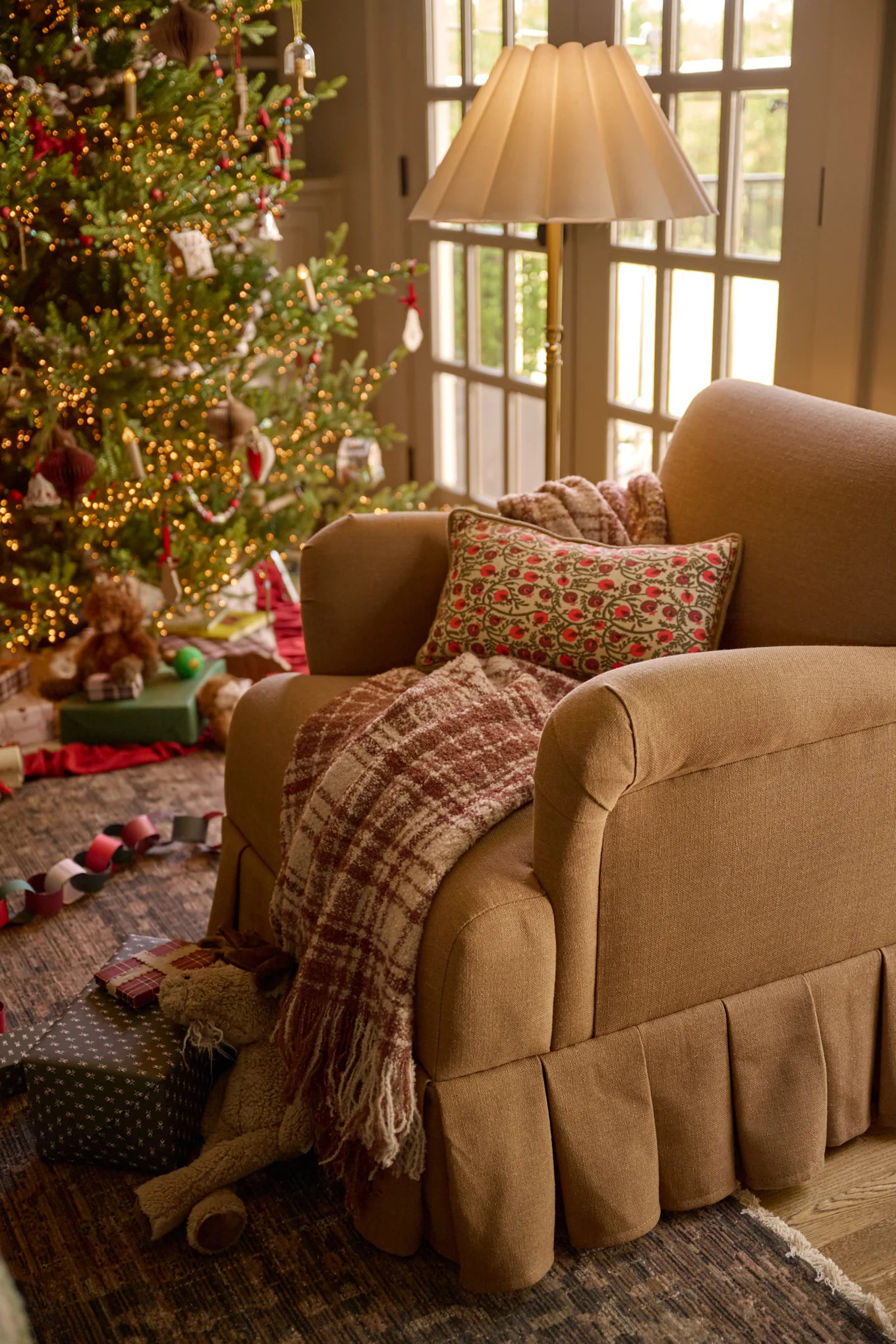 Settle In Plaid Throw | Magnolia