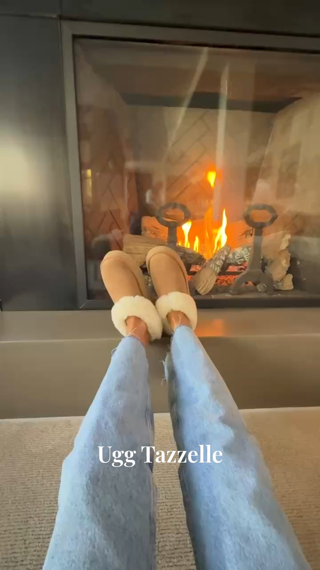 Obsessed with these Uggs! I wear them with jeans and no socks! Paired it with my Hermes denim jacket! 

Fall fashion, Fall outfits, Fall outfit inspo, Uggs, Boots, Barrel Jeans, Zara jeans, Aspen, Fall family photos, Emily Ann Gemma

#LTKSeasonal #LTKStyleTip #LTKShoeCrush