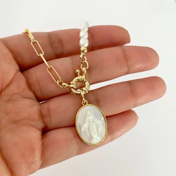 Mother of Pearl Miraculous Medal Virgin Mary Necklace | Etsy | Etsy (US)