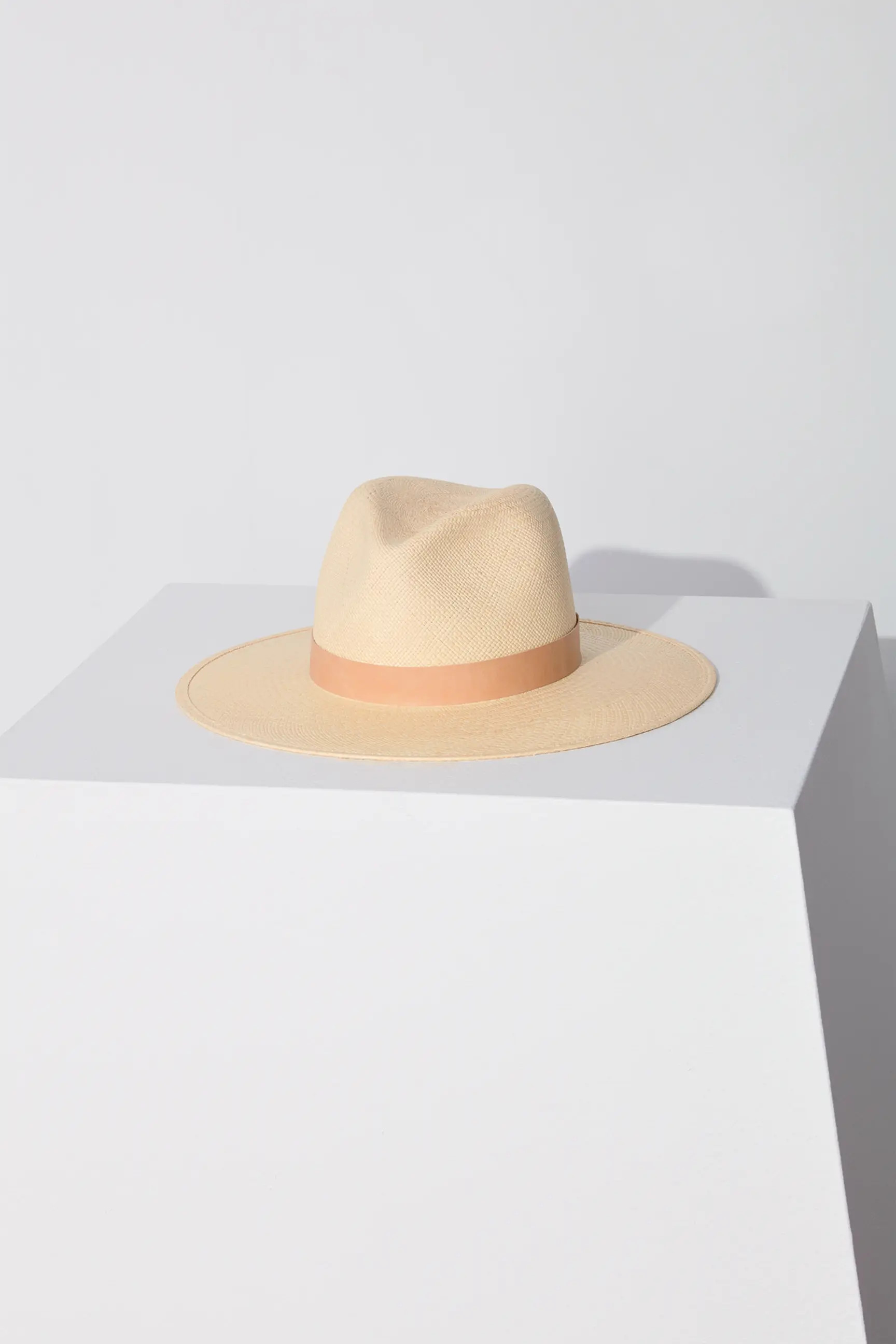 Aisley | Janessa Leone