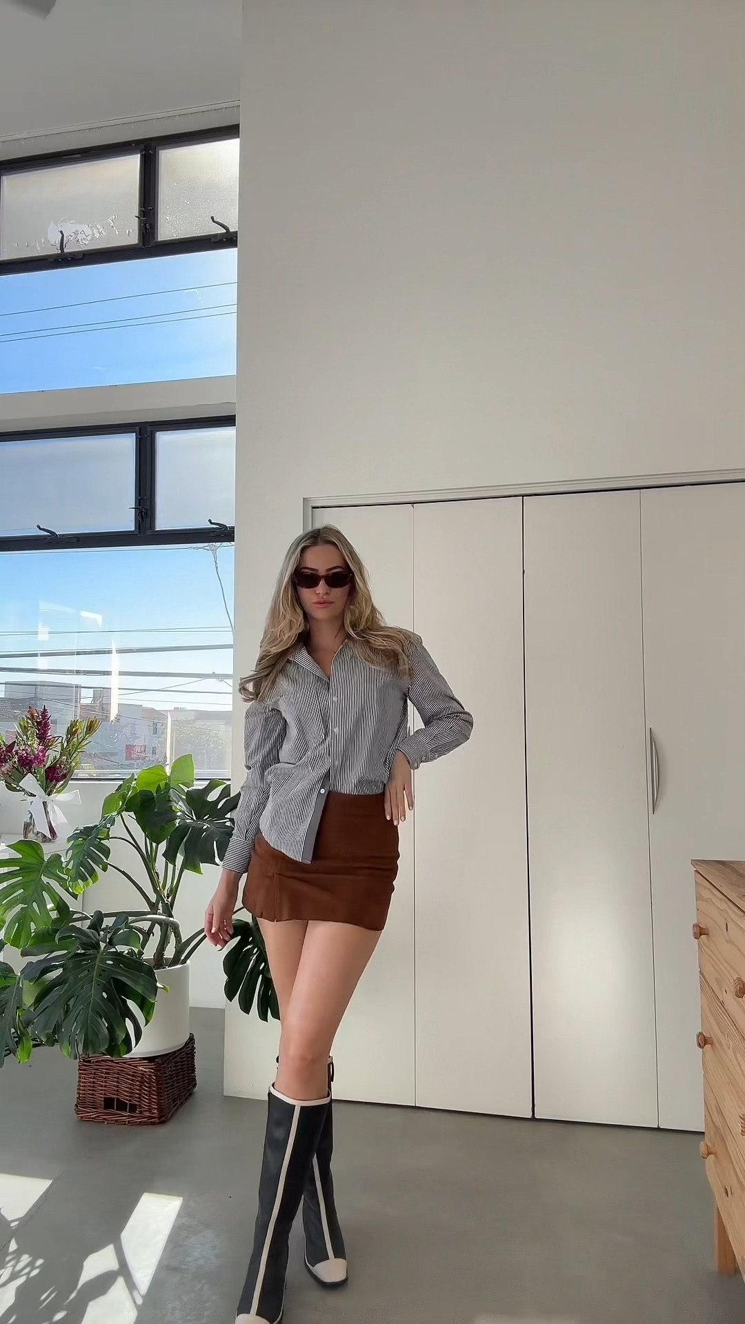 The cutest work outfit for the office or running around drinking the day. Also would make a great transition to a date night out! 