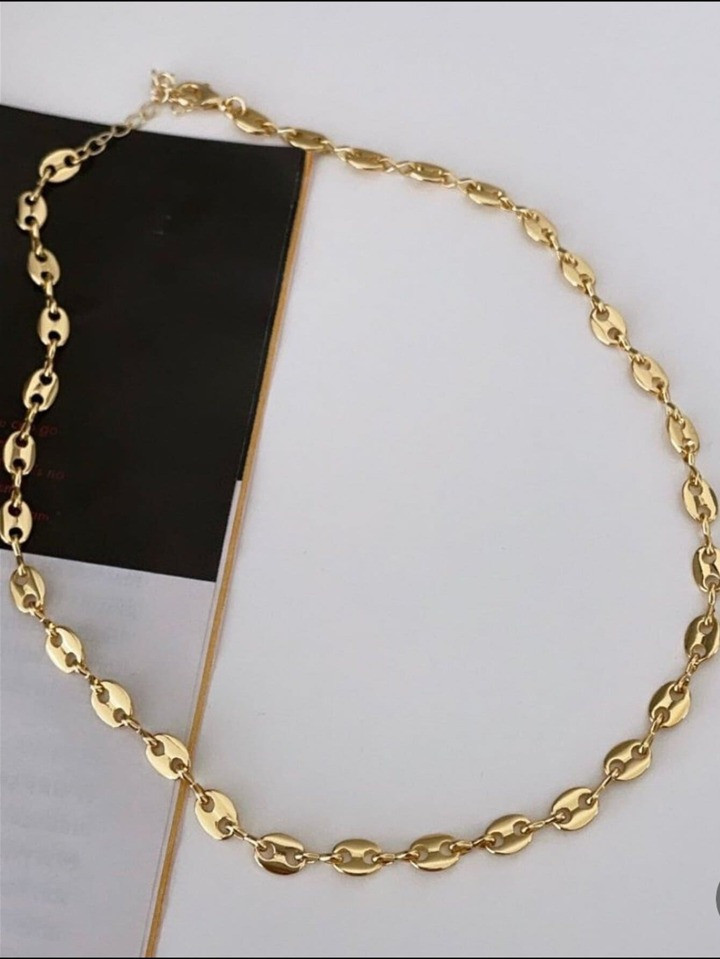 1pc Coffee Bean Shaped Pendant Necklace With Stainless Gold Plating | SHEIN