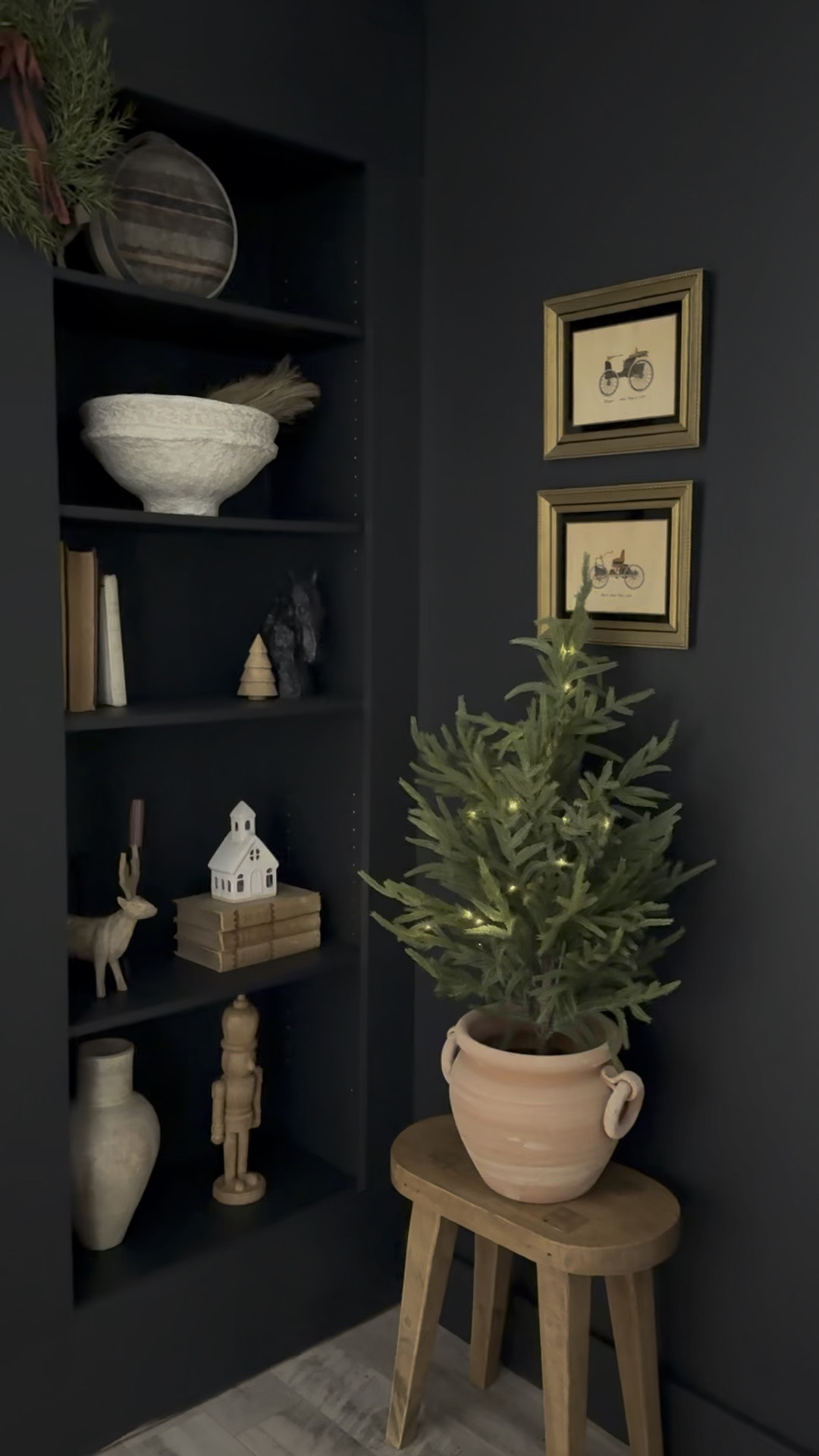 Target bookcases turned into built-ins🖤

#diy #target #diybuiltins #bookcase #interiordesign #homedecor #vintage #moodyspaces #bookshelves #homeimprovement #christmas #christmasdecor

#LTKFindsUnder50 #LTKSeasonal #LTKHome
