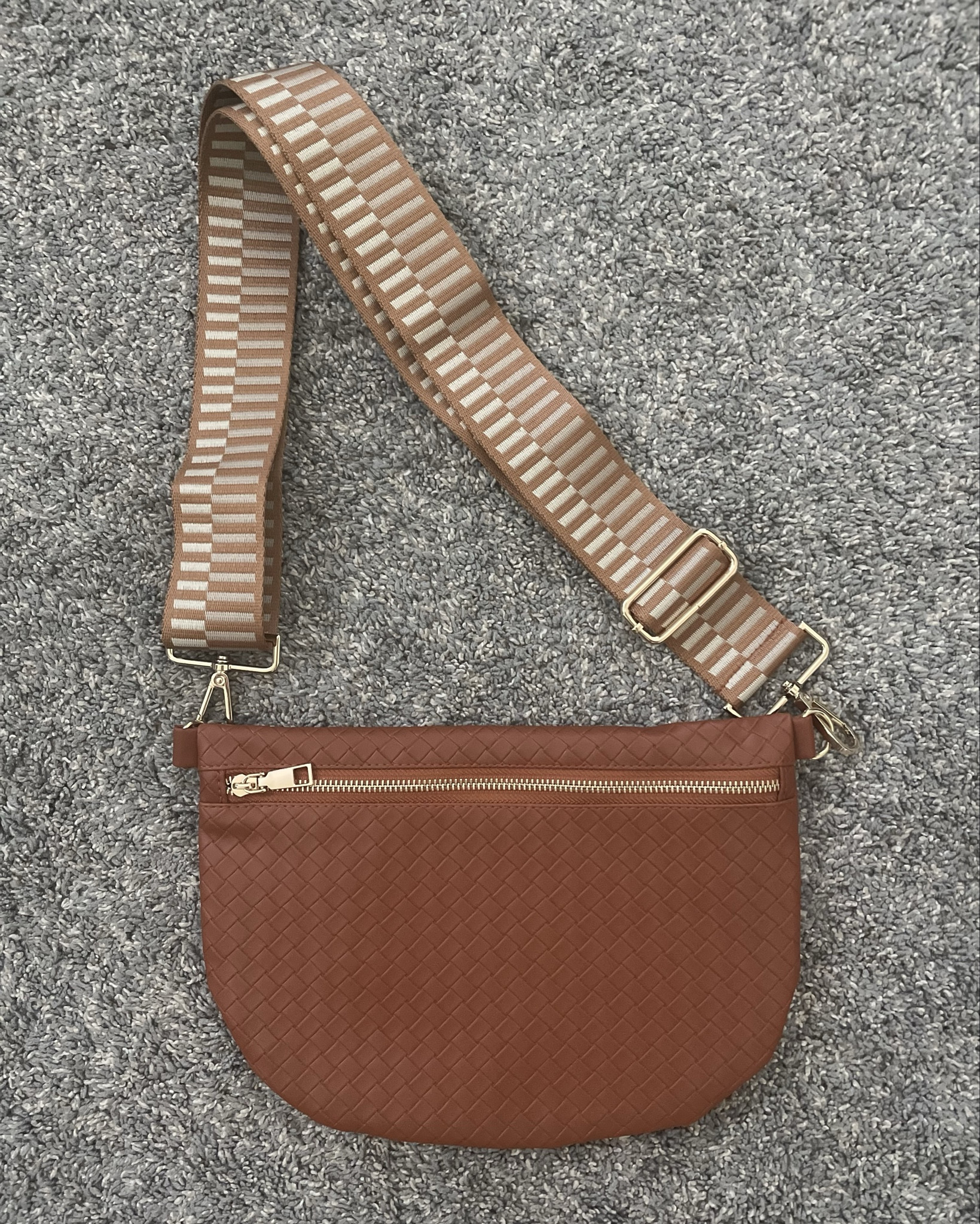 Grabbed this cross body bag for something a little dressier. I love my lululemon belt bag, but sometimes I want something that I can keep close to me but is less casual. Plus this is super affordable and the material is really soft!

#LTKFindsUnder50 #LTKItBag