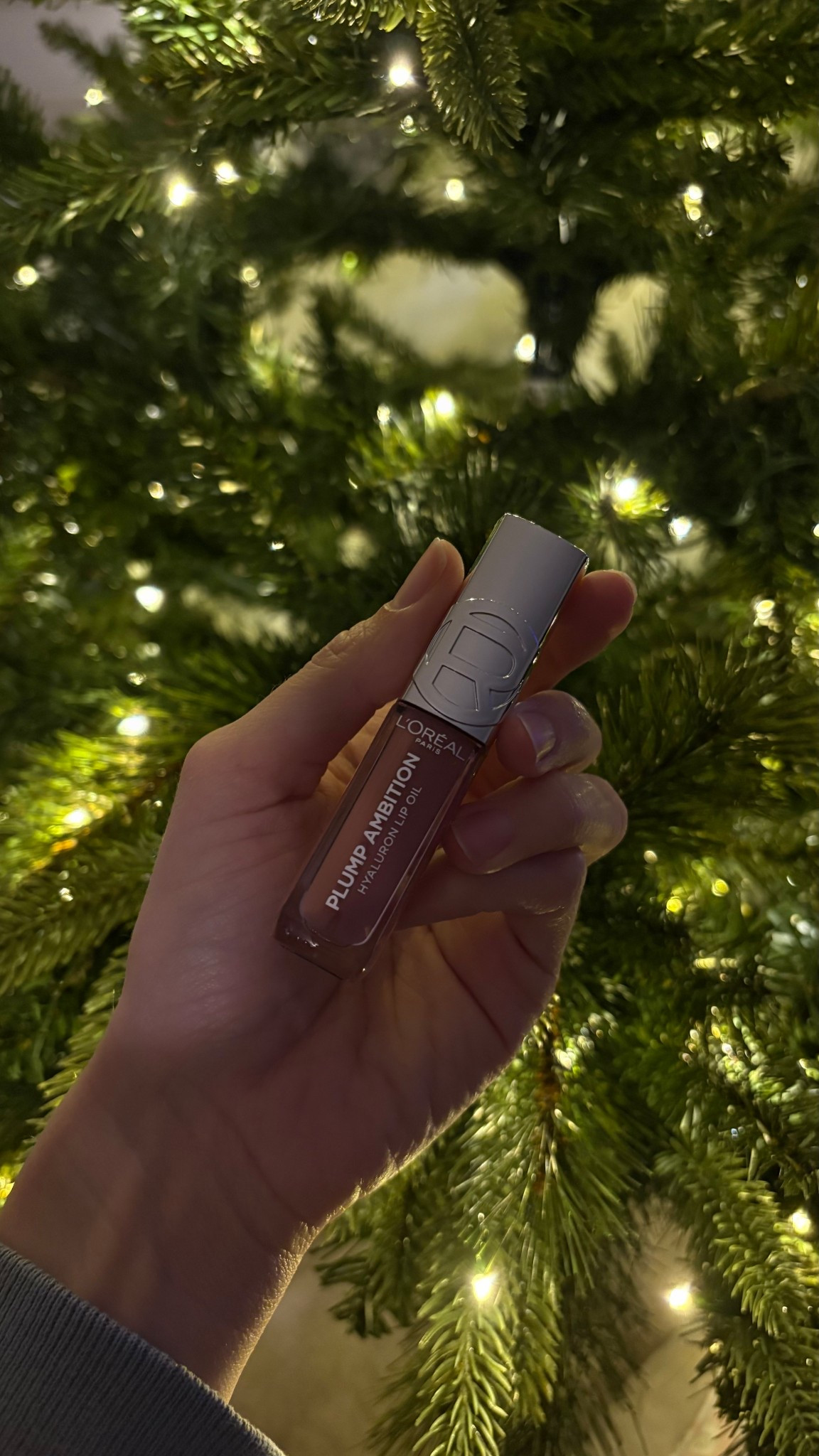Viral Loreal Plumping Gloss

Shade - Worth It 

#LTKWedding #LTKBeauty #LTKHoliday