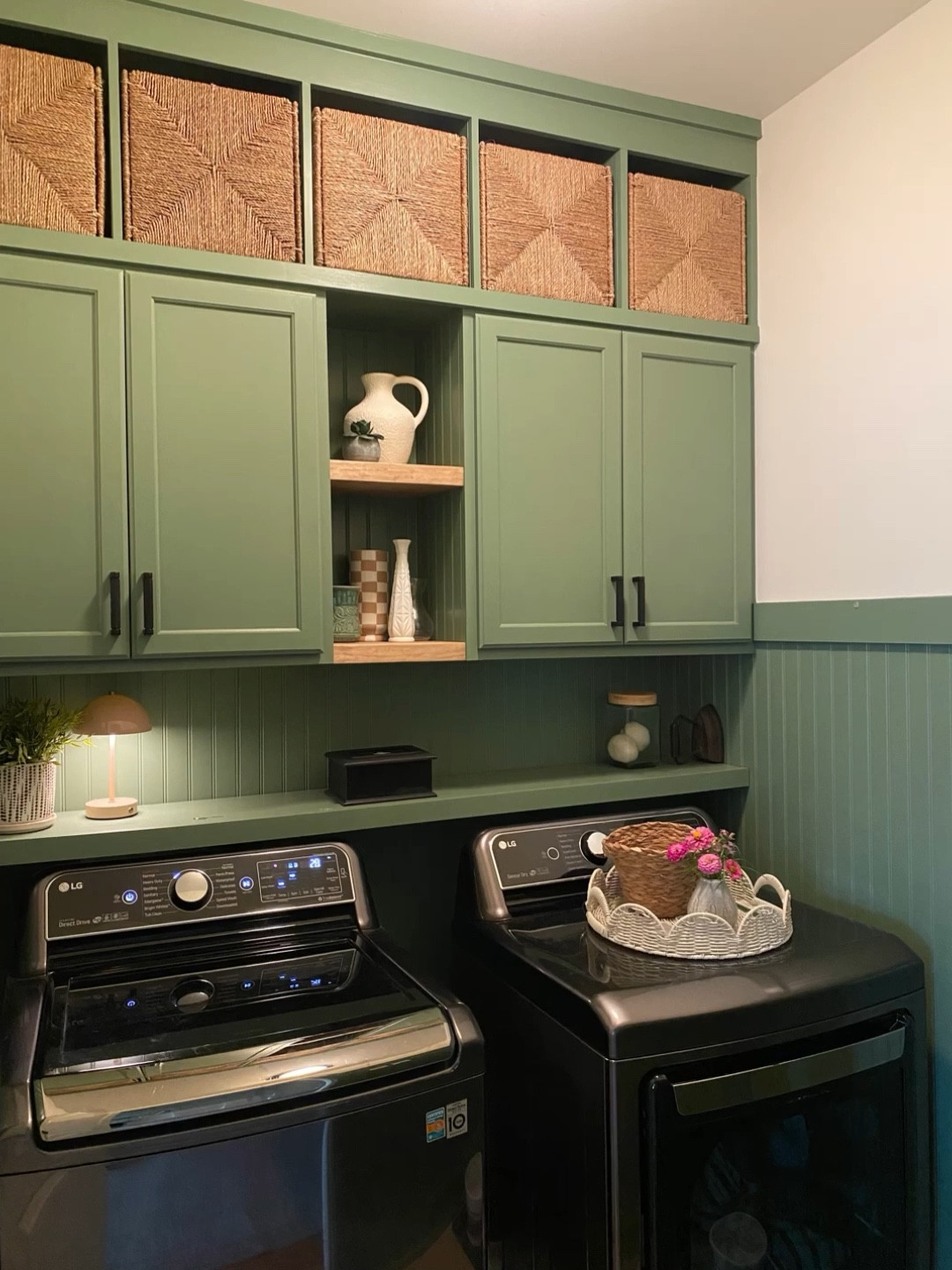 Laundry room glow-up

#LTKhome #LTKVideo #LTKfindsunder100