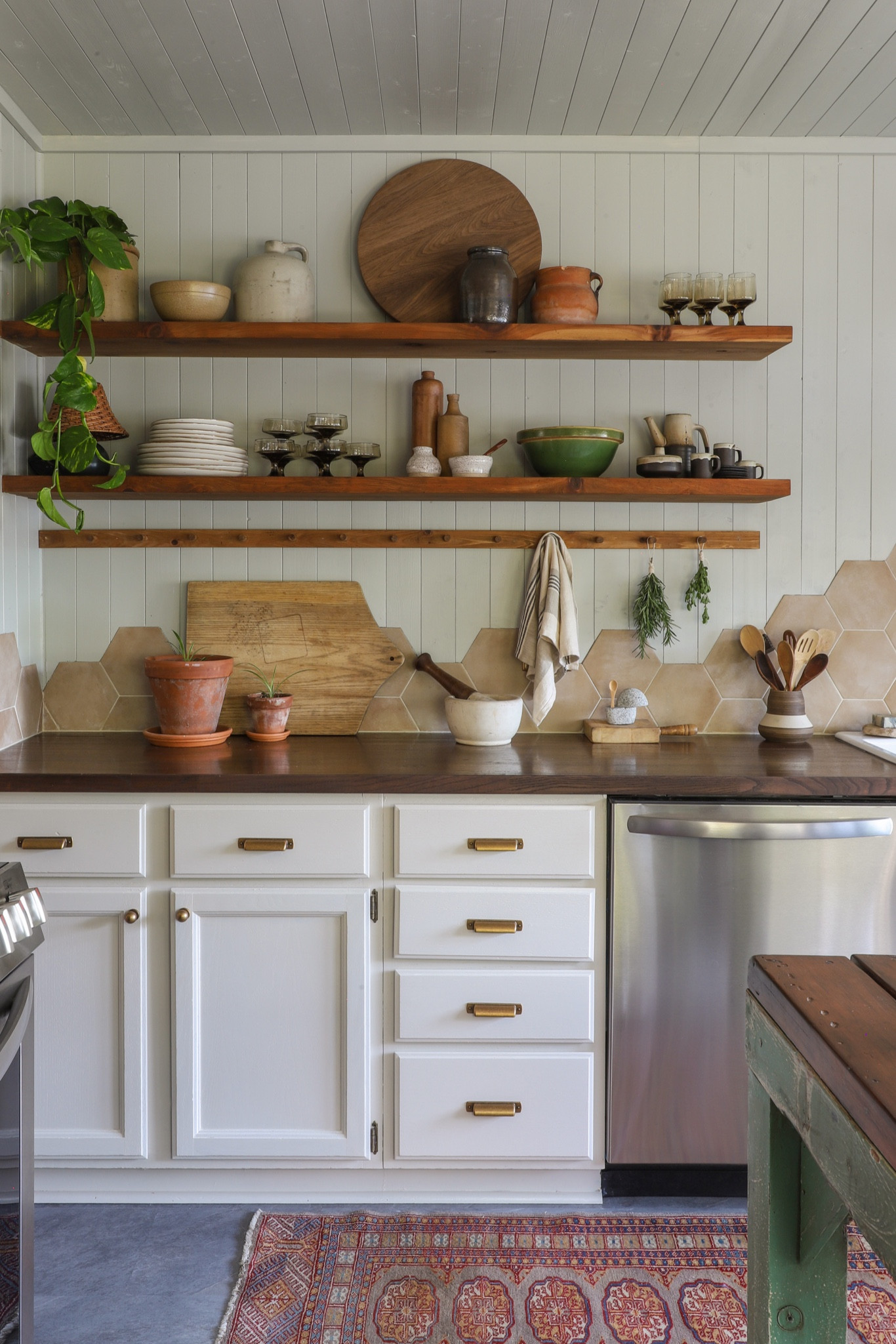 This is a 3-Day Venezuelan-inspired kitchen renovation with hexagon tile backsplash for my show “Makeover by Monday”! 

#LTKhome