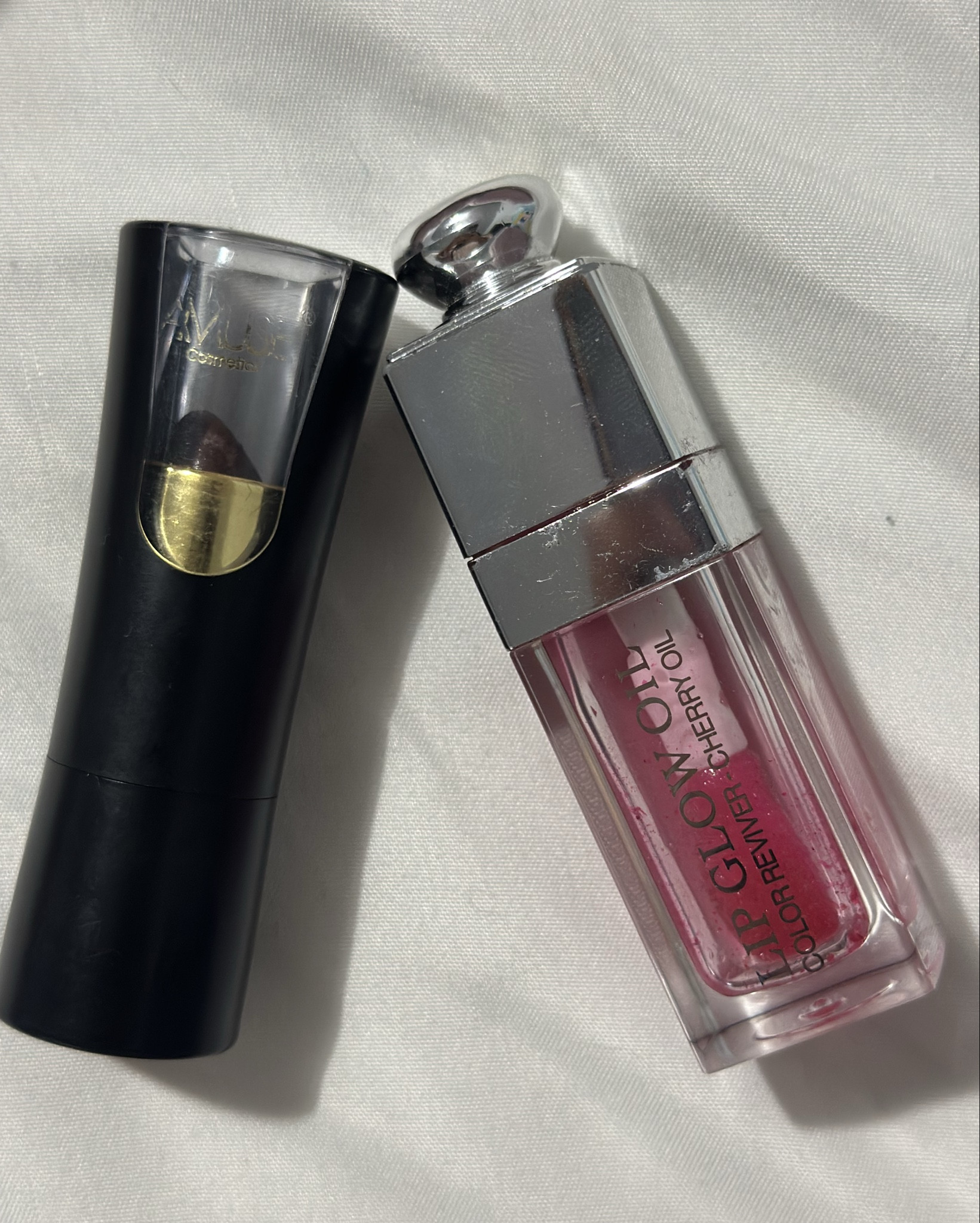 My fave lip combo- brown lipstick from Daiso & Dior cherry oil

#LTKHoliday #LTKGiftGuide #LTKBeauty