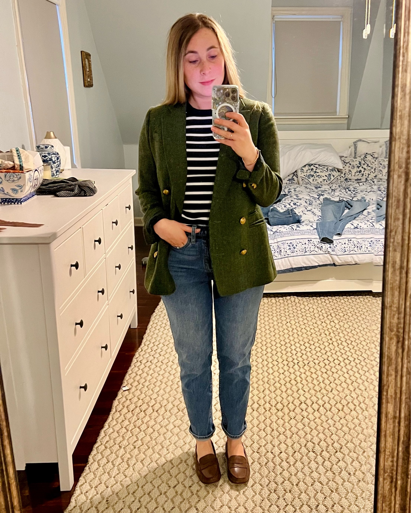 I’m on the hunt for more oversized blazers—the Bristol blazer from J.Crew is surprisingly flattering on my petite frame! 

#LTKworkwear #LTKstyletip #LTKSeasonal