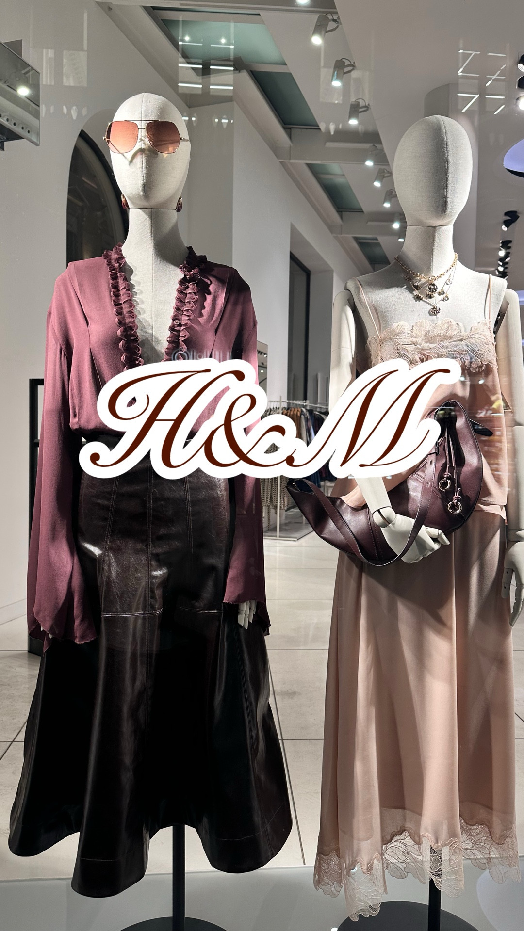 An autumn statement in one look: a full leather skirt paired with the richest autumn shade blouse. Bold, elegant, and timeless — H&M really nailed this season. 🍂

#LTKeurope #LTKworkwear #LTKautumn