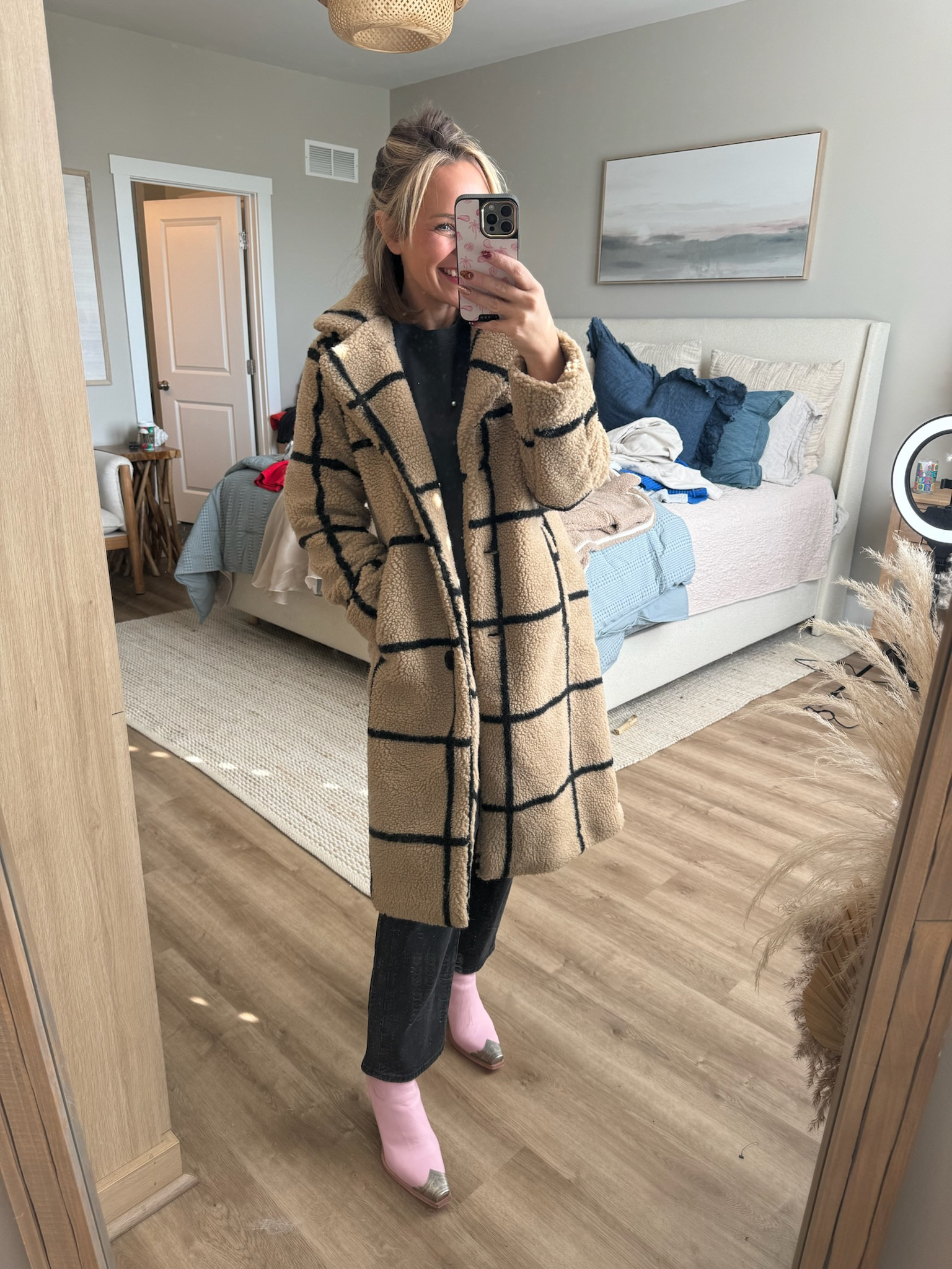 wide leg dark jeans are ALWAYS a good idea🎀  these jeans are on sale and I have a Anthro code going live soon to save you extra on these tops!🙌🏼💓  TTS S / 4 / 27”

old navy, sale alert, sale finds, Anthro, Black Friday, cyber Monday, denim, Thanksgiving outfit ideas women, casual Thanksgiving outfit idea, seasonal outfit idea, Claire Tammaro 