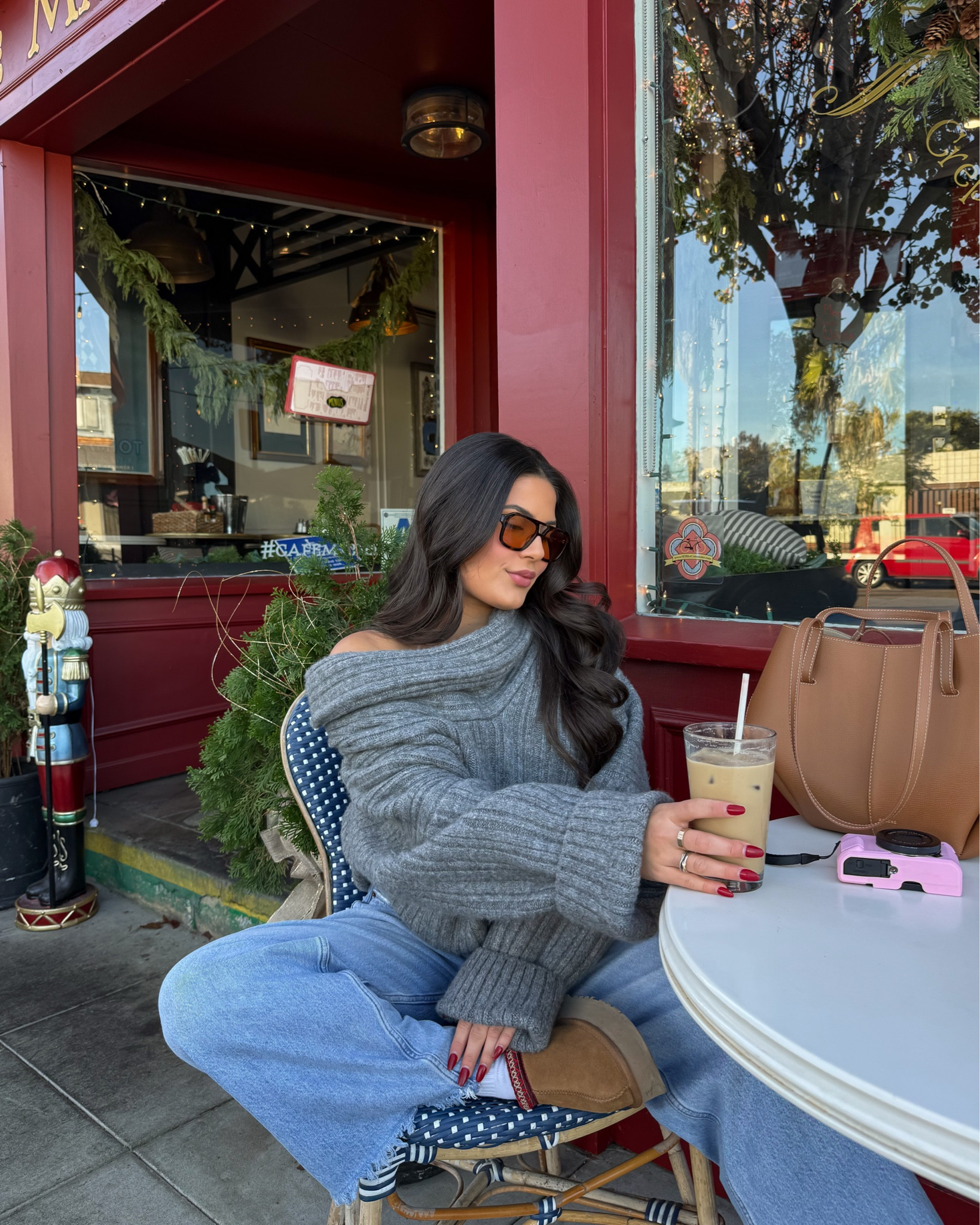 Casual coffee shop outfit inspo 

#LTKShoeCrush #LTKGiftGuide #LTKSeasonal