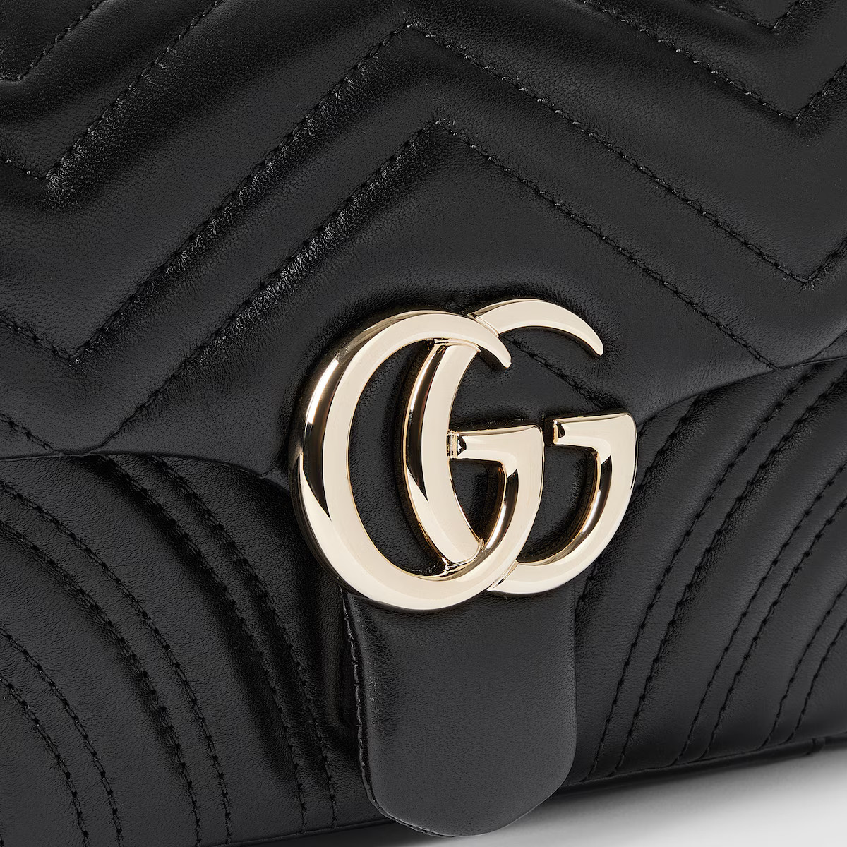 Gucci - GG Marmont small shoulder bag | Gucci (US)