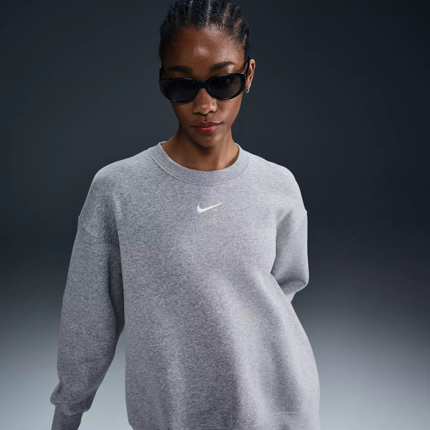 Nike Women's Sportswear Phoenix Fleece Oversized Crew-Neck Sweatshirt | DICK'S Sporting Goods
