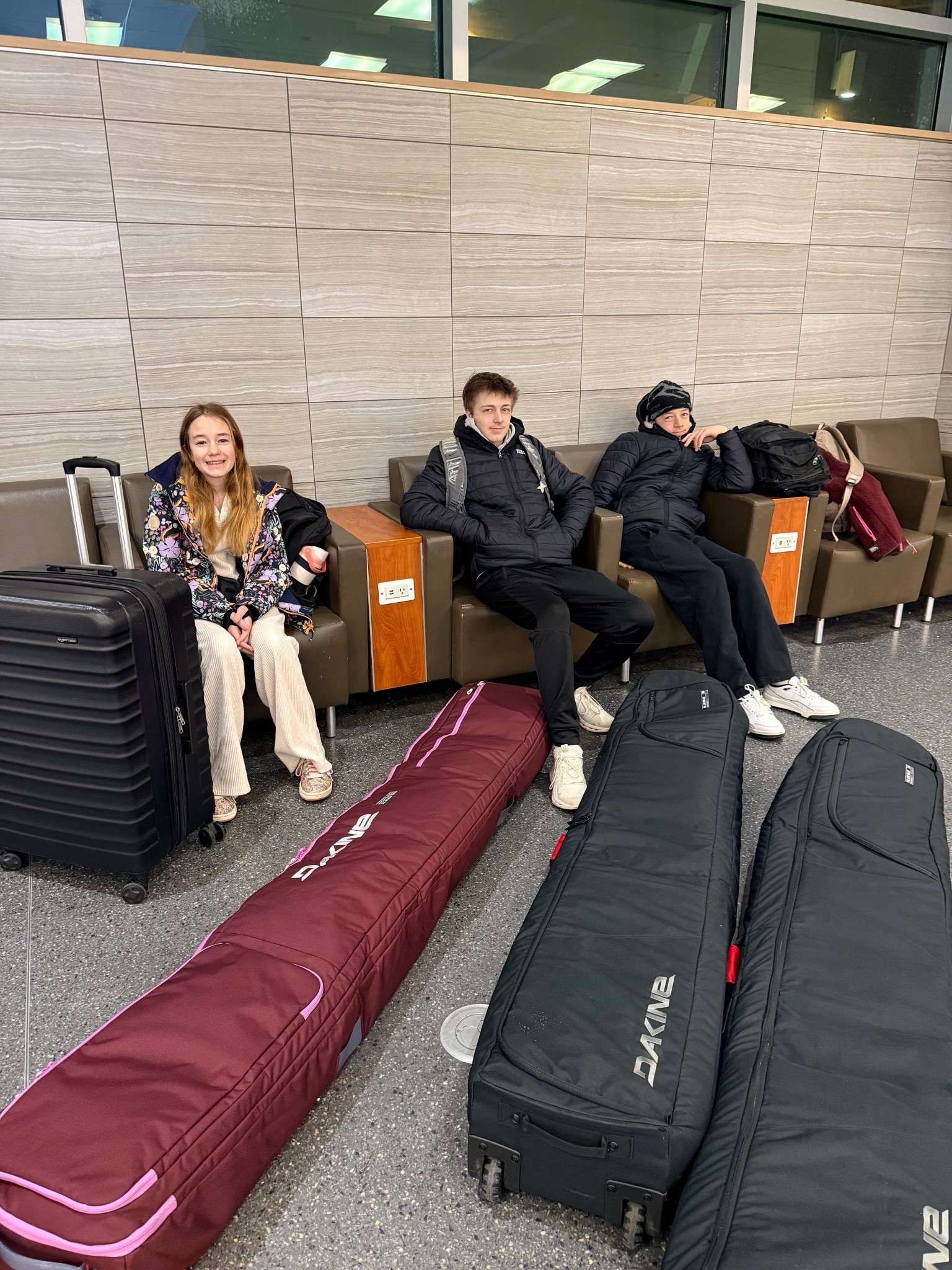 ✈️ Travel must-haves that make packing (and the trip) so much easier 🤍 From my favorite luggage to the little essentials I never leave without — everything linked on my LTK. #LTKtravel #LTKfinds #TravelEssentials

#LTKTravel