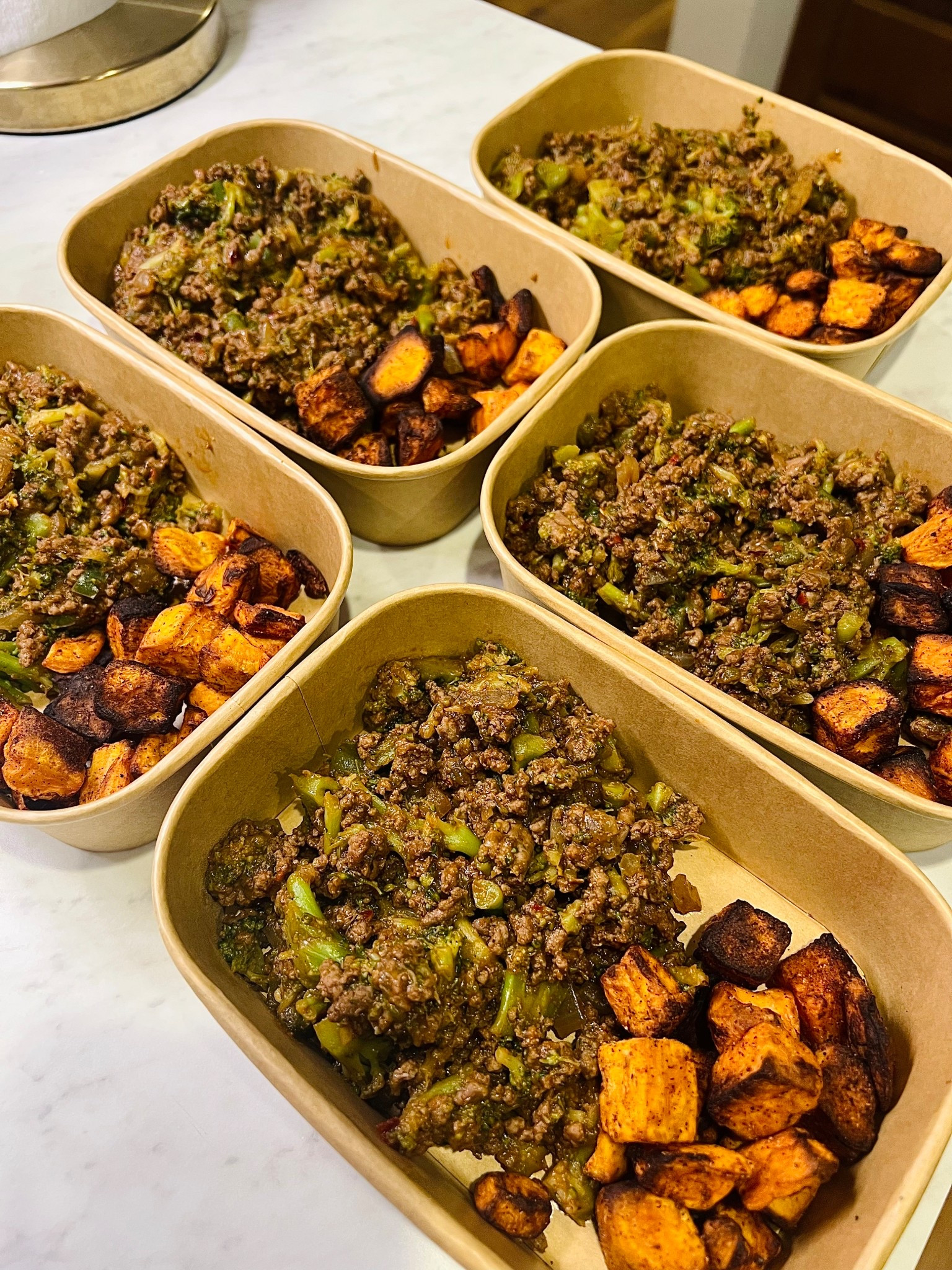 Meal Prep Containers! Comes in a pack of 50 with lids and forks. Perfect for on the go or quick reheat in the microwave at home. 

#LTKfoodie #LTKHome #LTKfitnessgoals