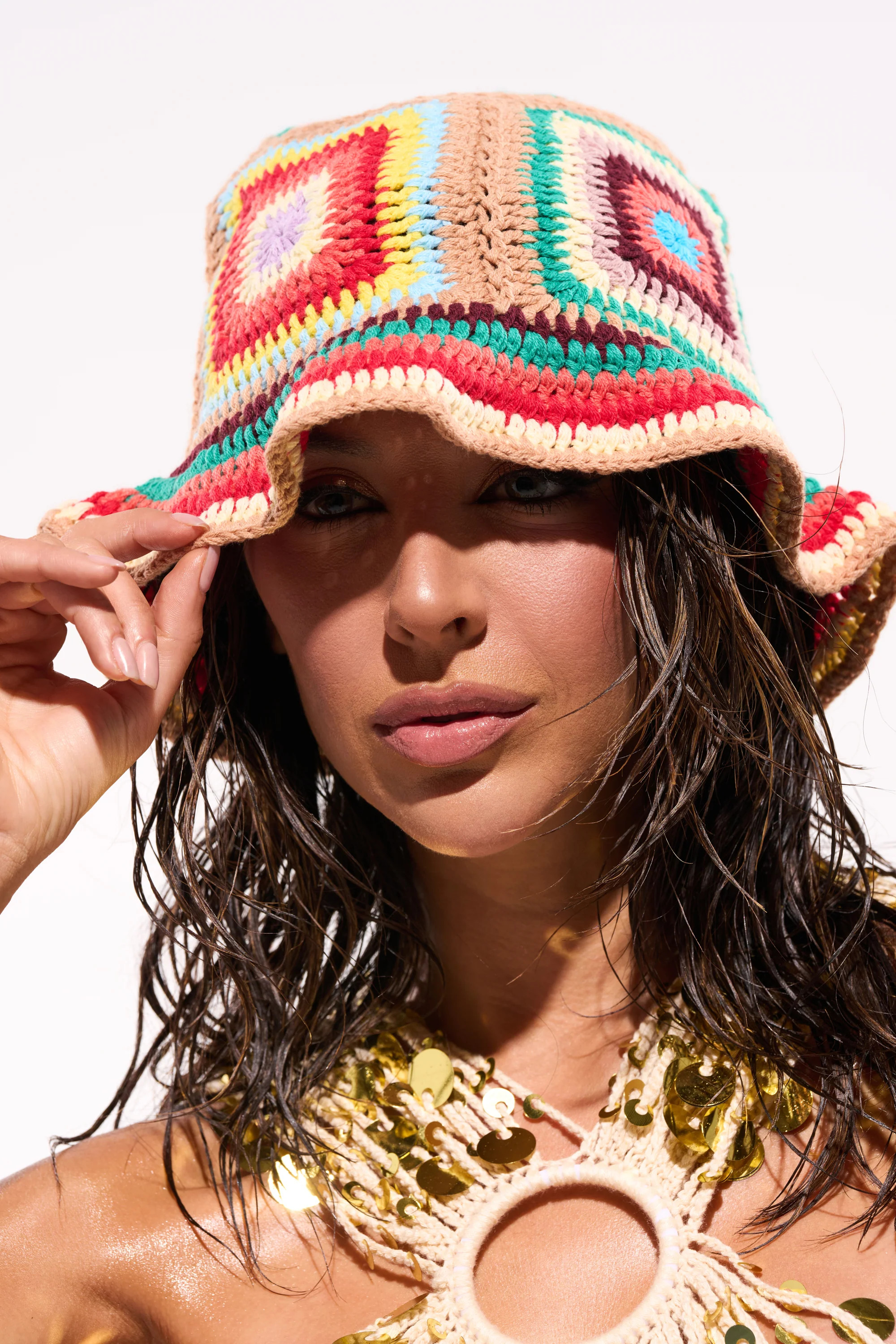 NEUTRAL VIBES CROCHET BUCKET HAT | AKIRA