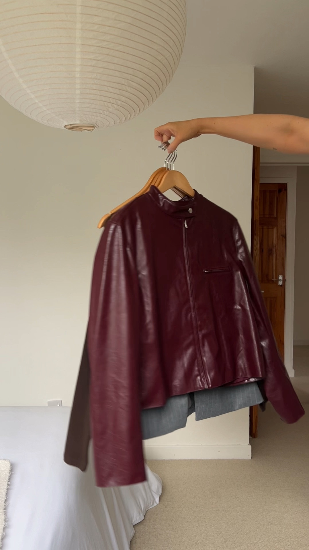 Top 5 picks ~ with h&m ♥️ 

The perfect 90s inspired pieces 🫶🏼 #burgundy #jacket #90sinspired #wardrobeessentials #wardrobestaples 

#LTKuk #LTKwinter #LTKstyletip