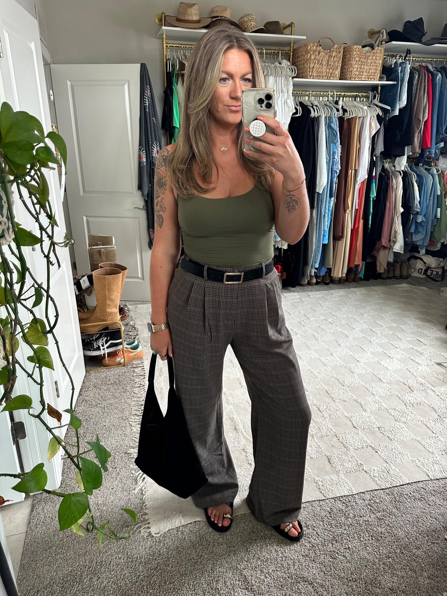 Yesterday’s ootd - tall girl style 


✨large tank, built in bra
✨medium tall jeans
✨10 tall trousers, for some reason this print fits a little snug, size up for a relaxed fit
✨11 sandals 

#LTKOver40 #LTKMidsize