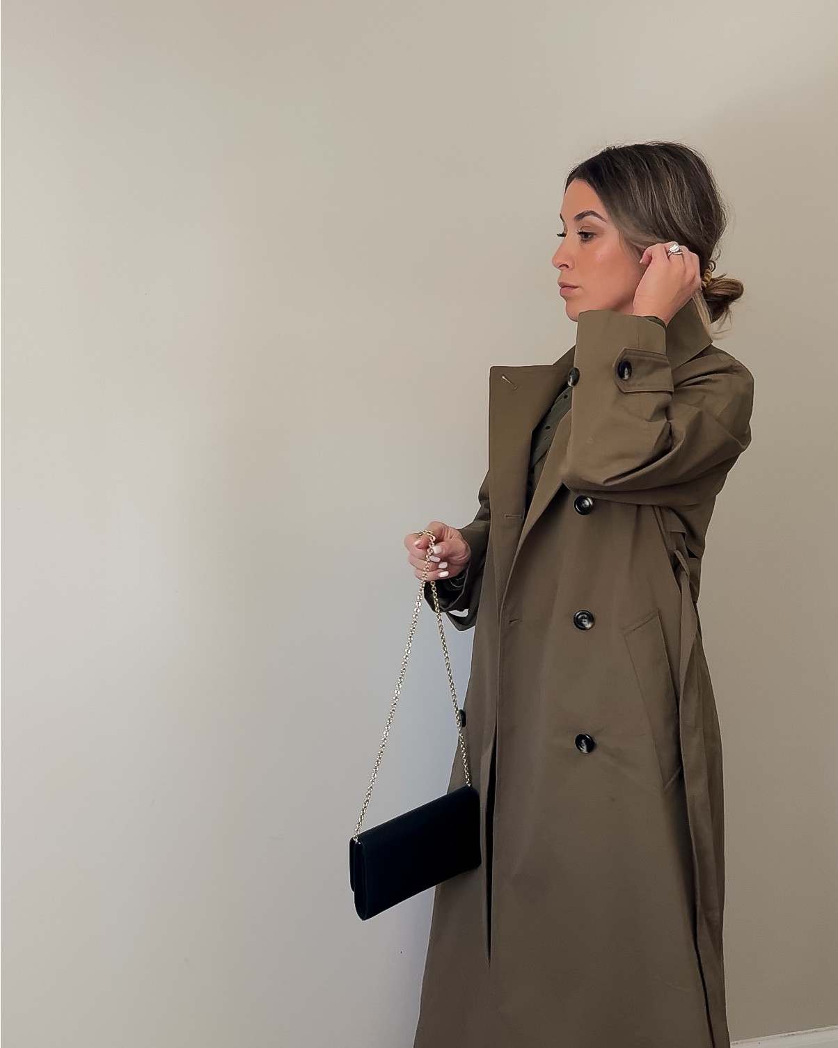 Olive trench + polka dots 🤍
Layered, timeless, ready. Shop linked.

Effortless winter layering — olive trench over polka dot blouse + black skirt + chain bag. Quiet luxury for cold days. 
#mango
#zara
#vici


#LTKNYFW #LTKPetite #LTKootd