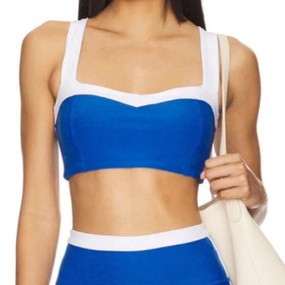 Beyond Yoga Spacedye Trophy Sports Bra in Court Blue White Size M | Poshmark