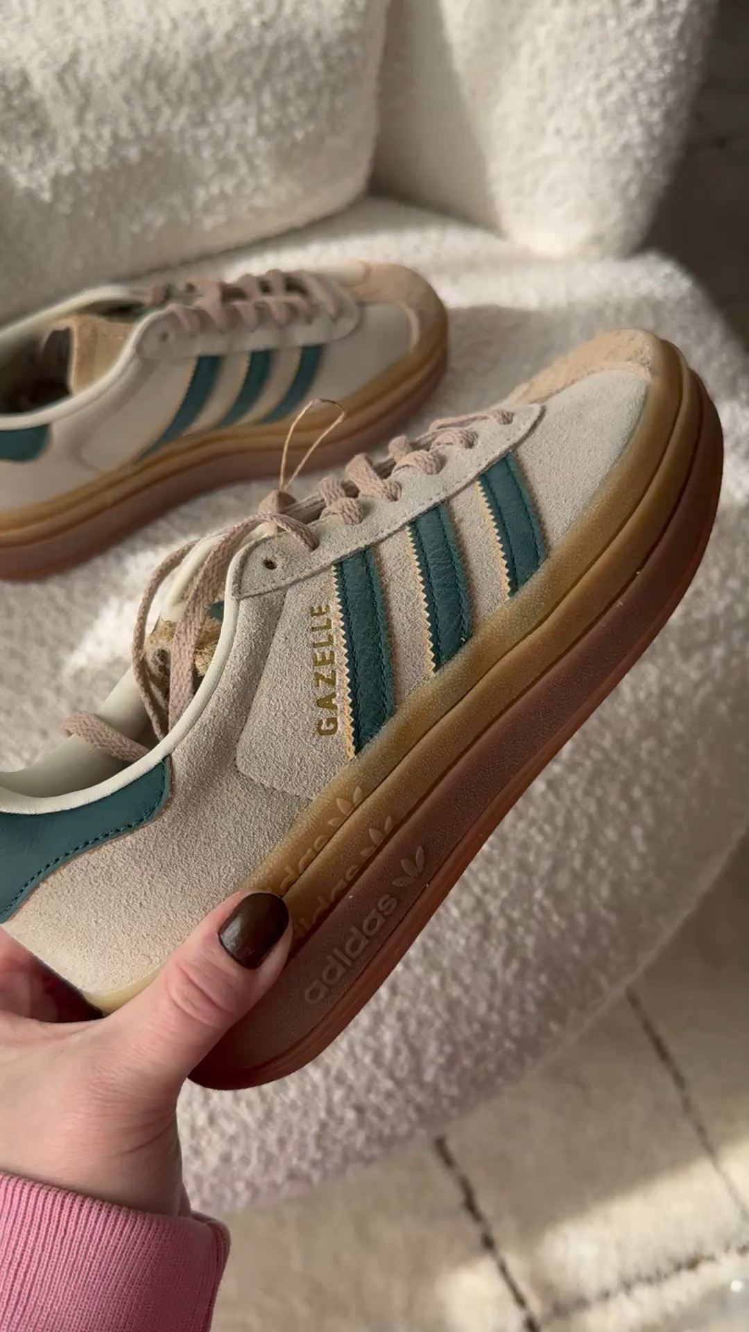 New sneakers for spring I am loving! #adidas #sneakers 

#LTKSpringSale #LTKWatchNow #LTKShoeCrush