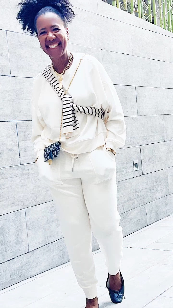 Will definitely be catching a few flights in this Scoop set this Summer. 

#LTKVideo #LTKxWalmart #LTKTravel