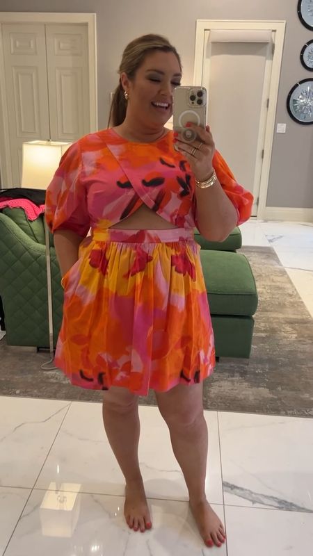 She’s a splurge but I’ve already worn her multiple times!!!! Made the best CMA dress ✨ linked it from Shopbop 

#LTKSeasonal #LTKStyleTip #LTKVideo