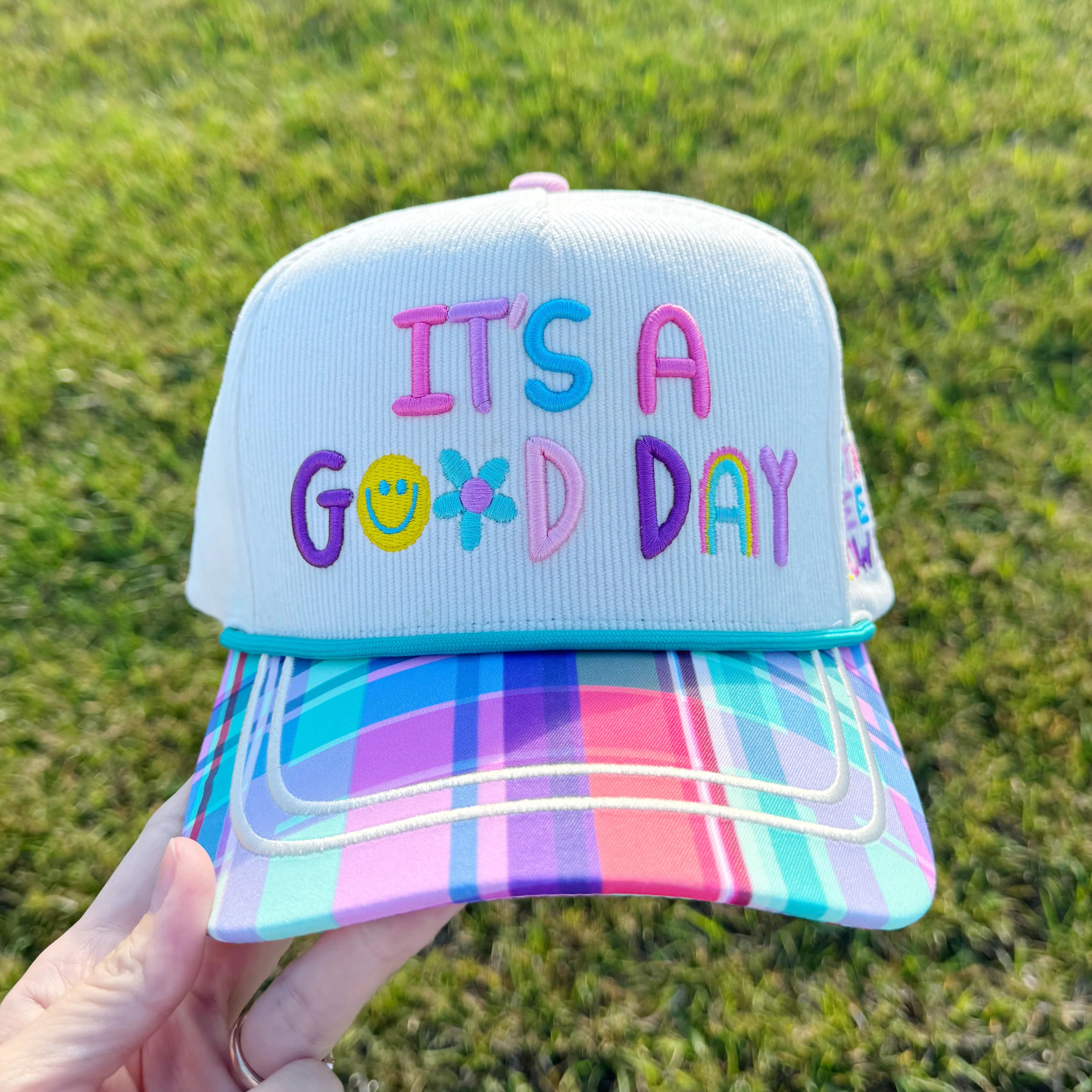 It's A Good Day Hat | Poppy & Pine