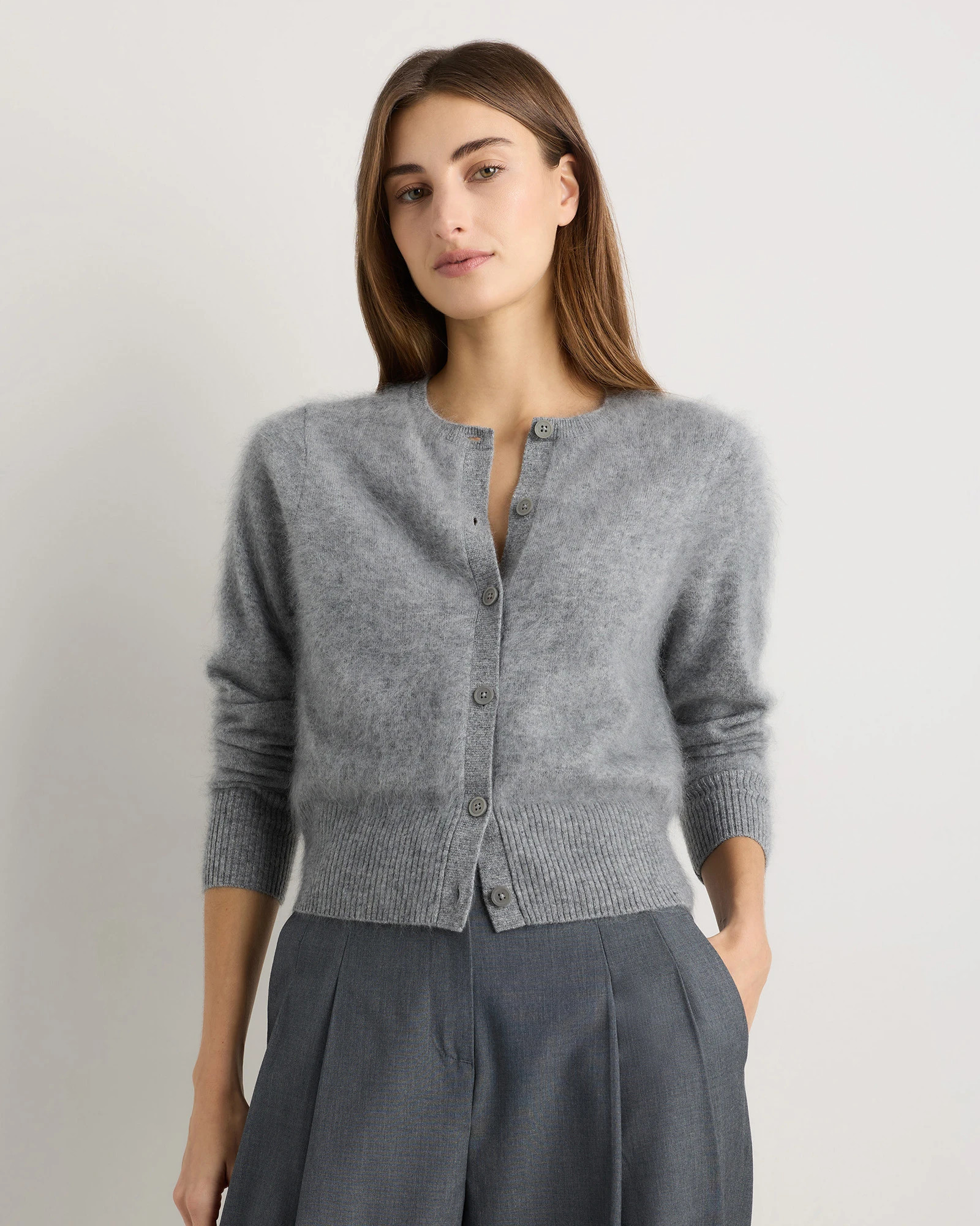 Quince | Women's Brushed Cashmere Cropped Crewneck Cardigan Sweater in Heather Charcoal, Size XL | Quince