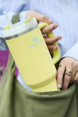 Stanley Pomelo Quencher H2.0 FlowState 1.2L / 40oz Tumbler - Yellow ALL at Urban Outfitters | Urban Outfitters UK
