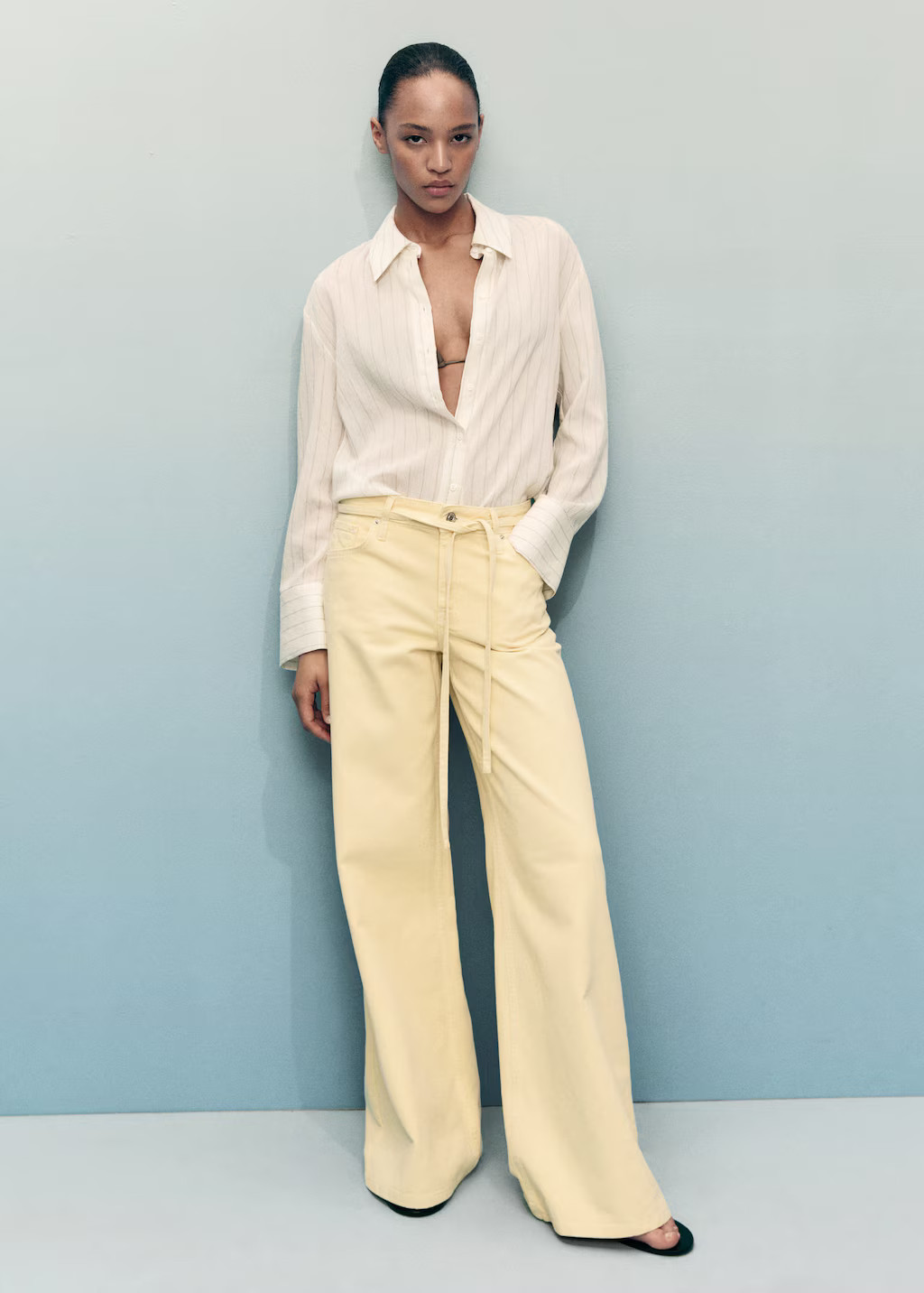 Low-rise wide leg jeans with belt white - Woman - 8 - MANGO | Mango (US/MX/AU)