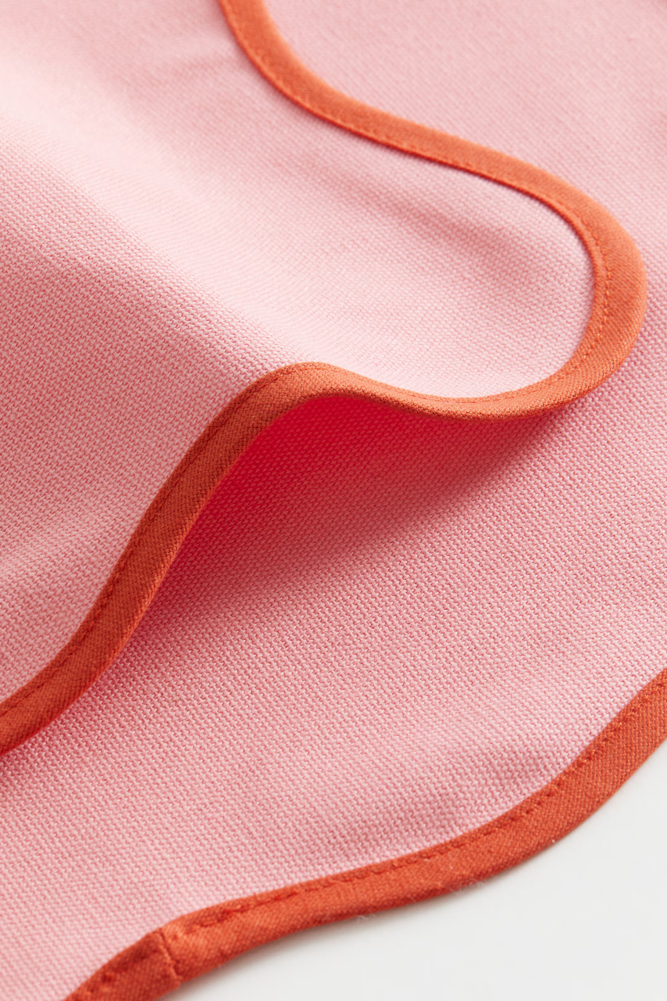 2-pack water-repellent place mats | H&M (US + CA)